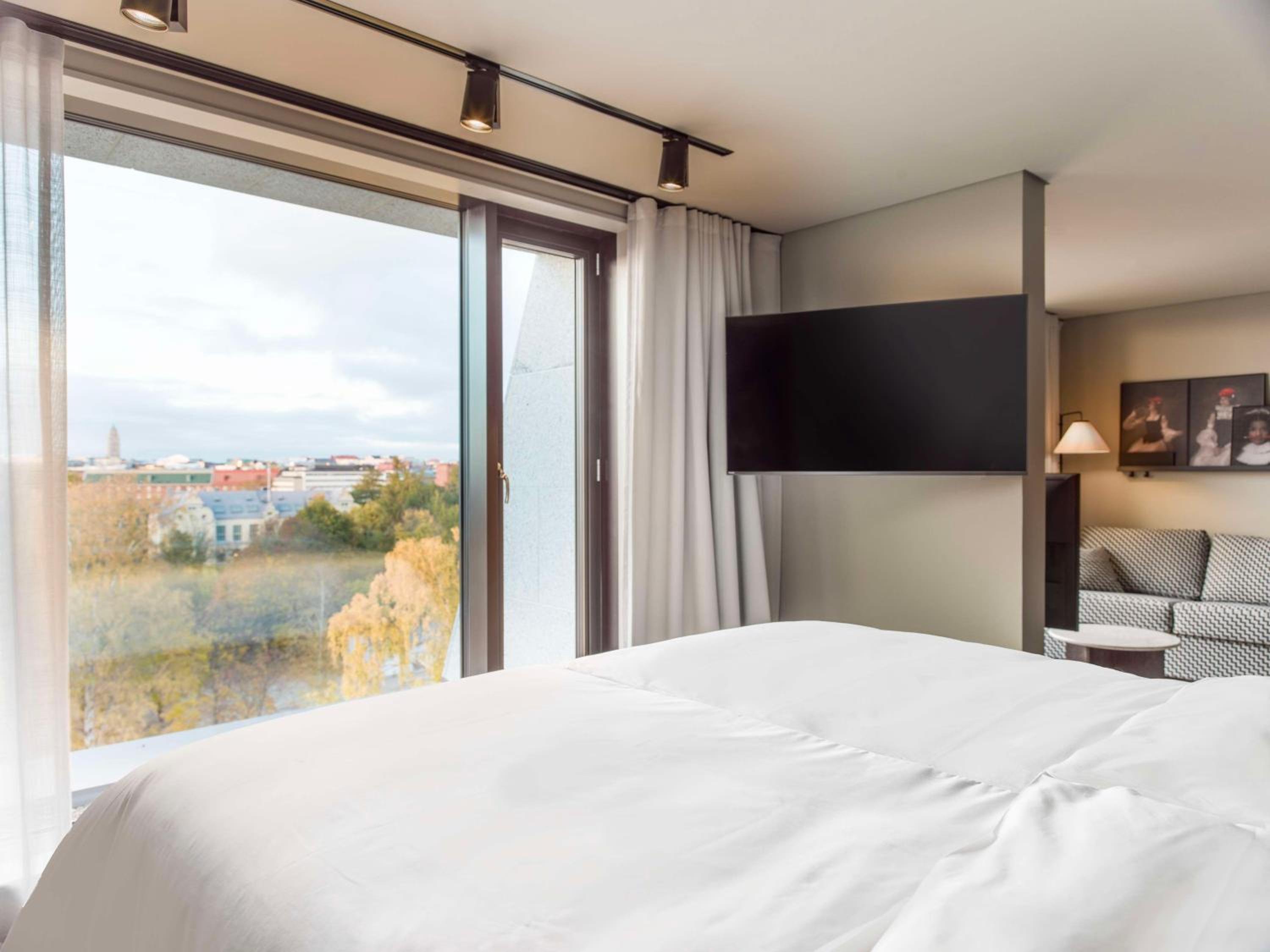 Premium Room - Photo 6