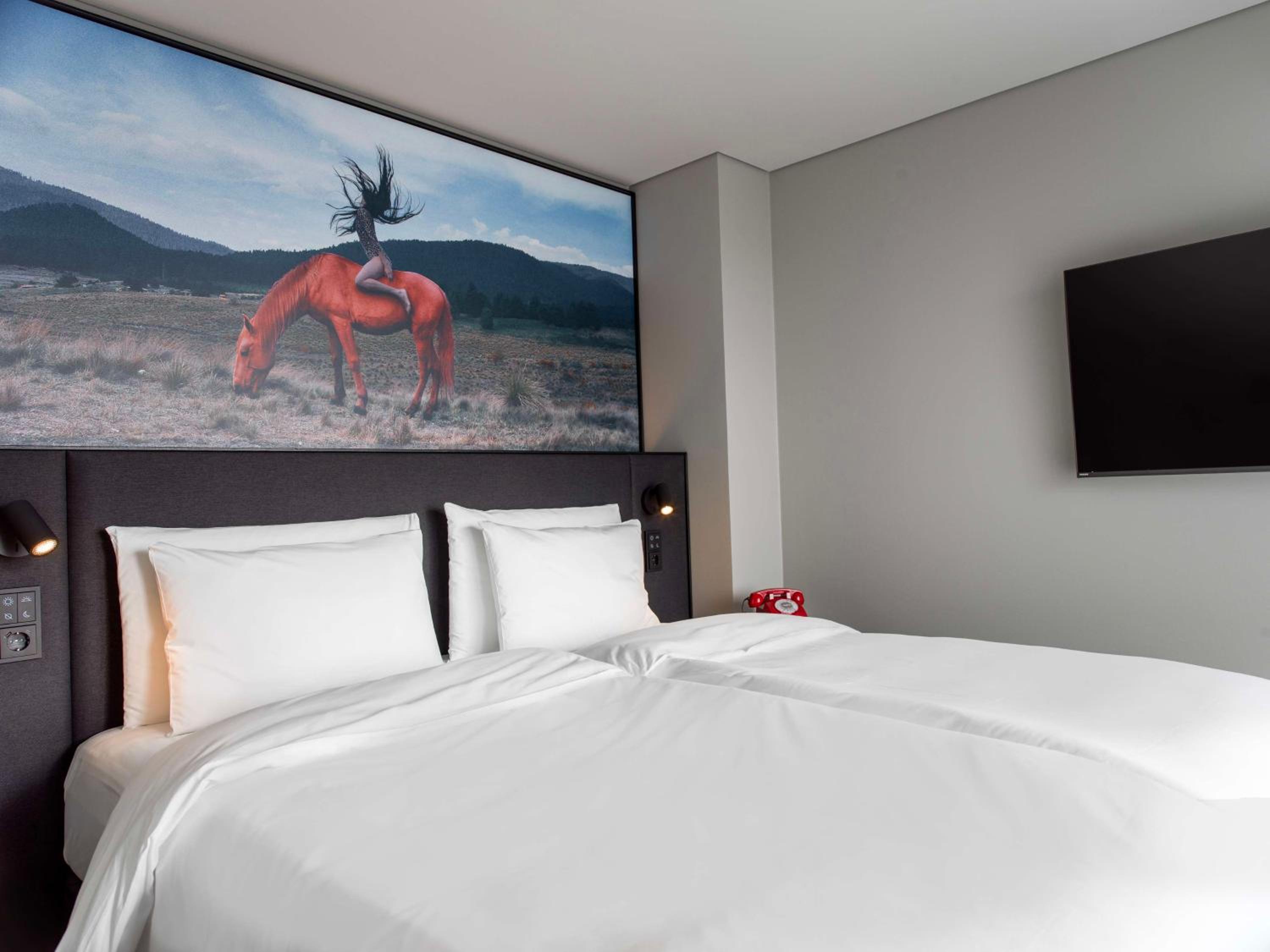 Standard Double or Twin Room - Photo 1