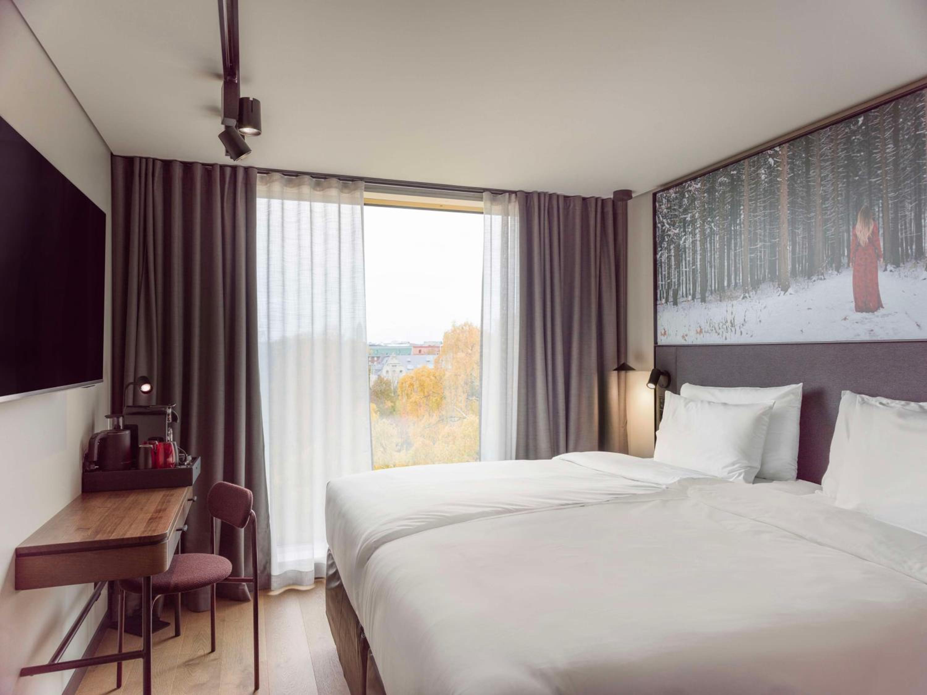 Standard Double or Twin Room - Photo 11