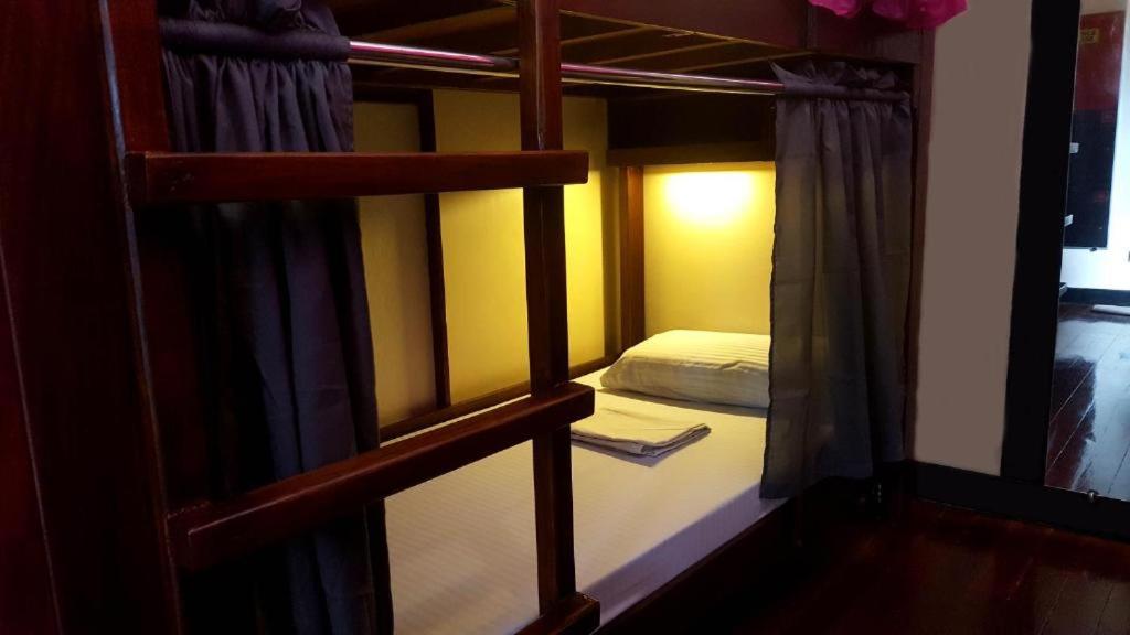 Bunk Bed in Mixed Dormitory Room photo 2