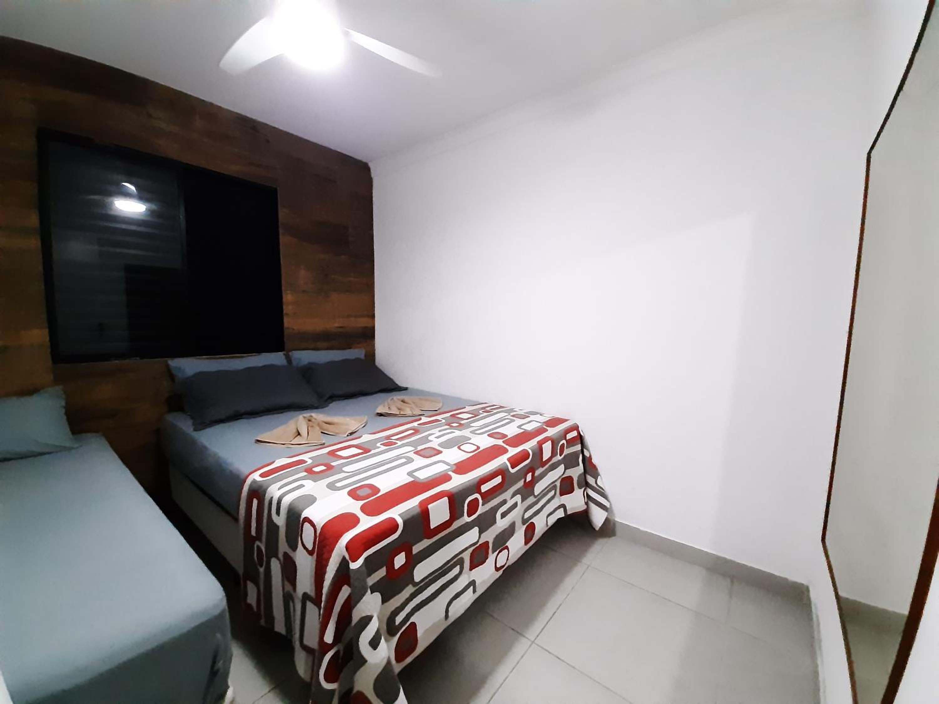 Two-Bedroom Apartment - Photo 16