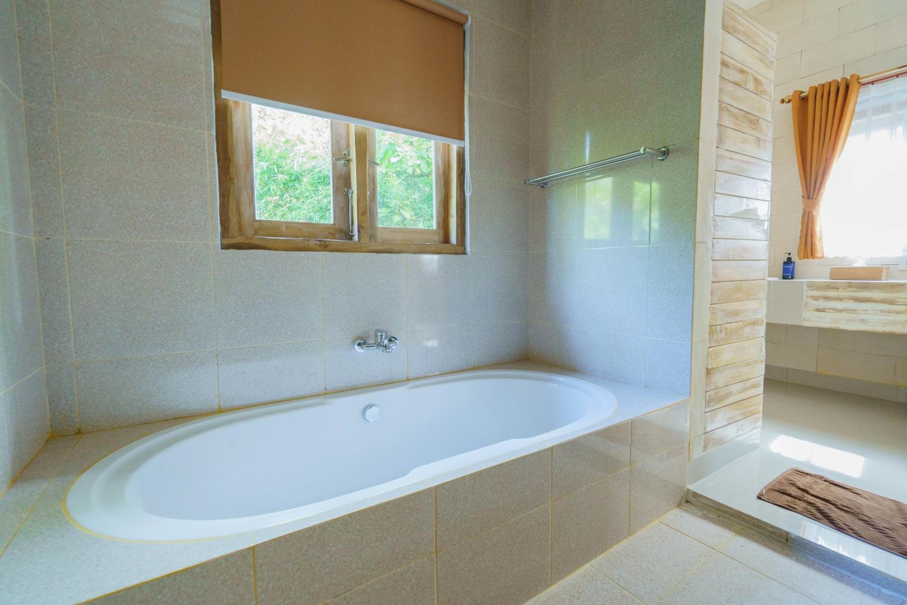 Double Room - Photo 15