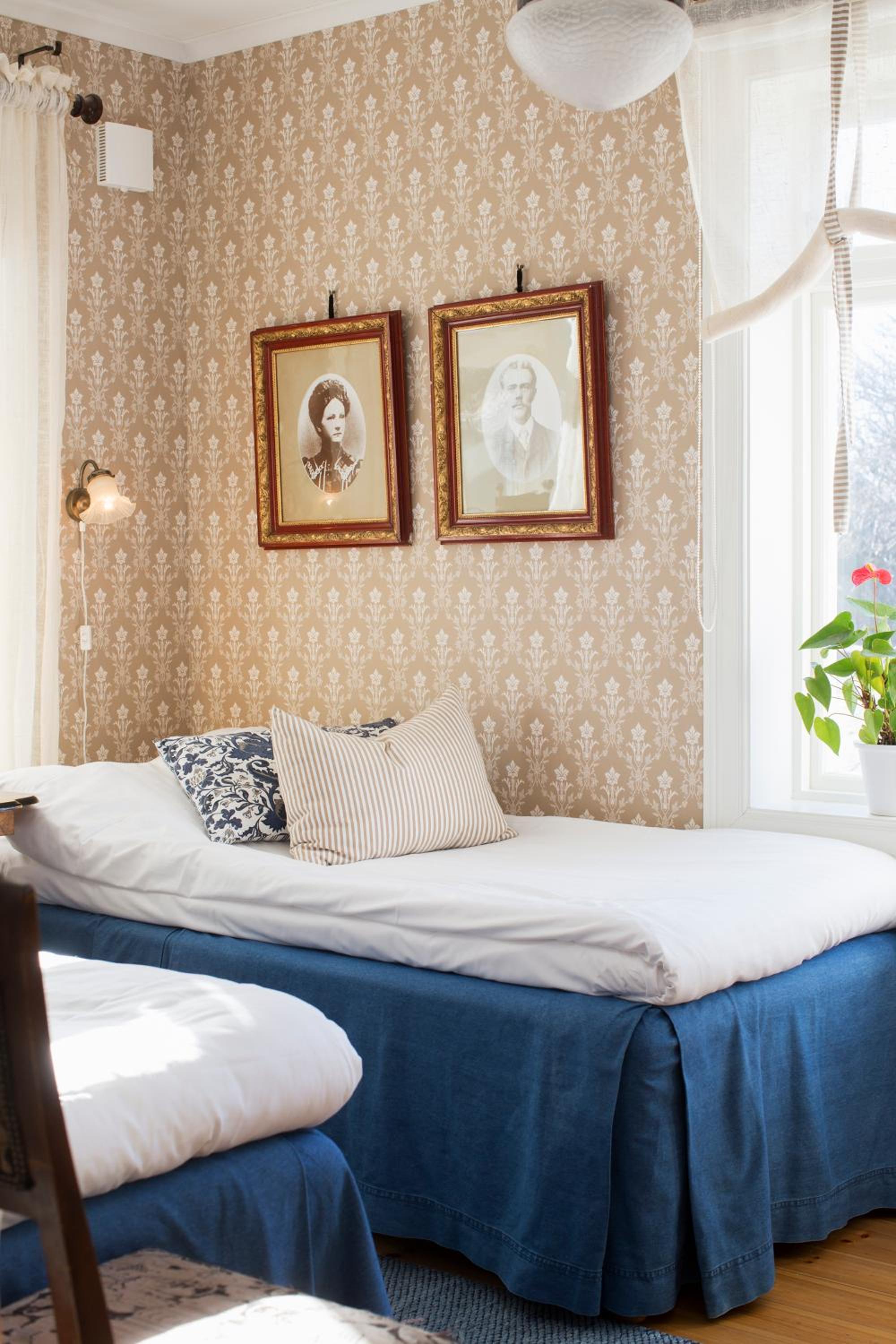 Small Twin Room
