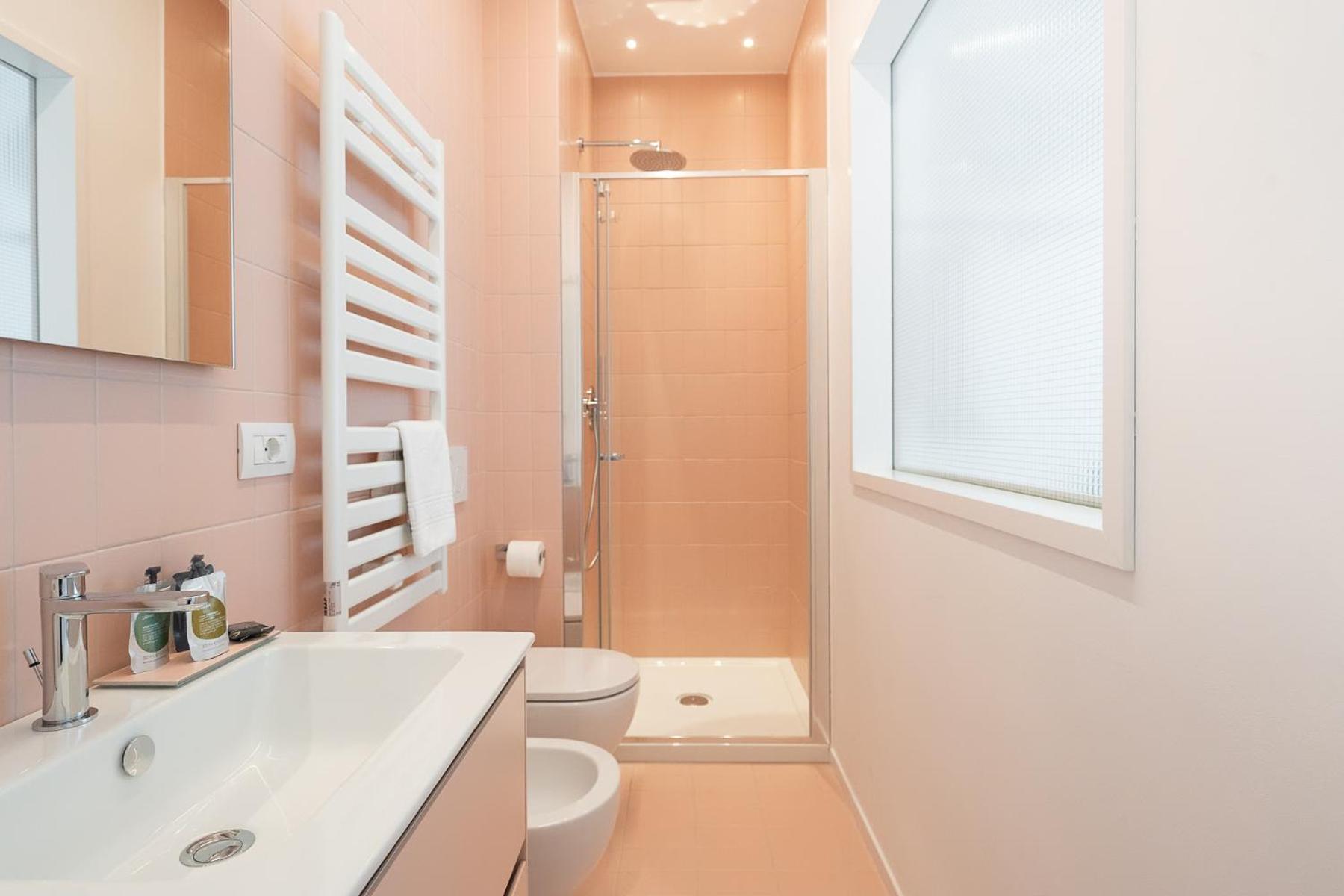 Double Room with Private Bathroom photo 2