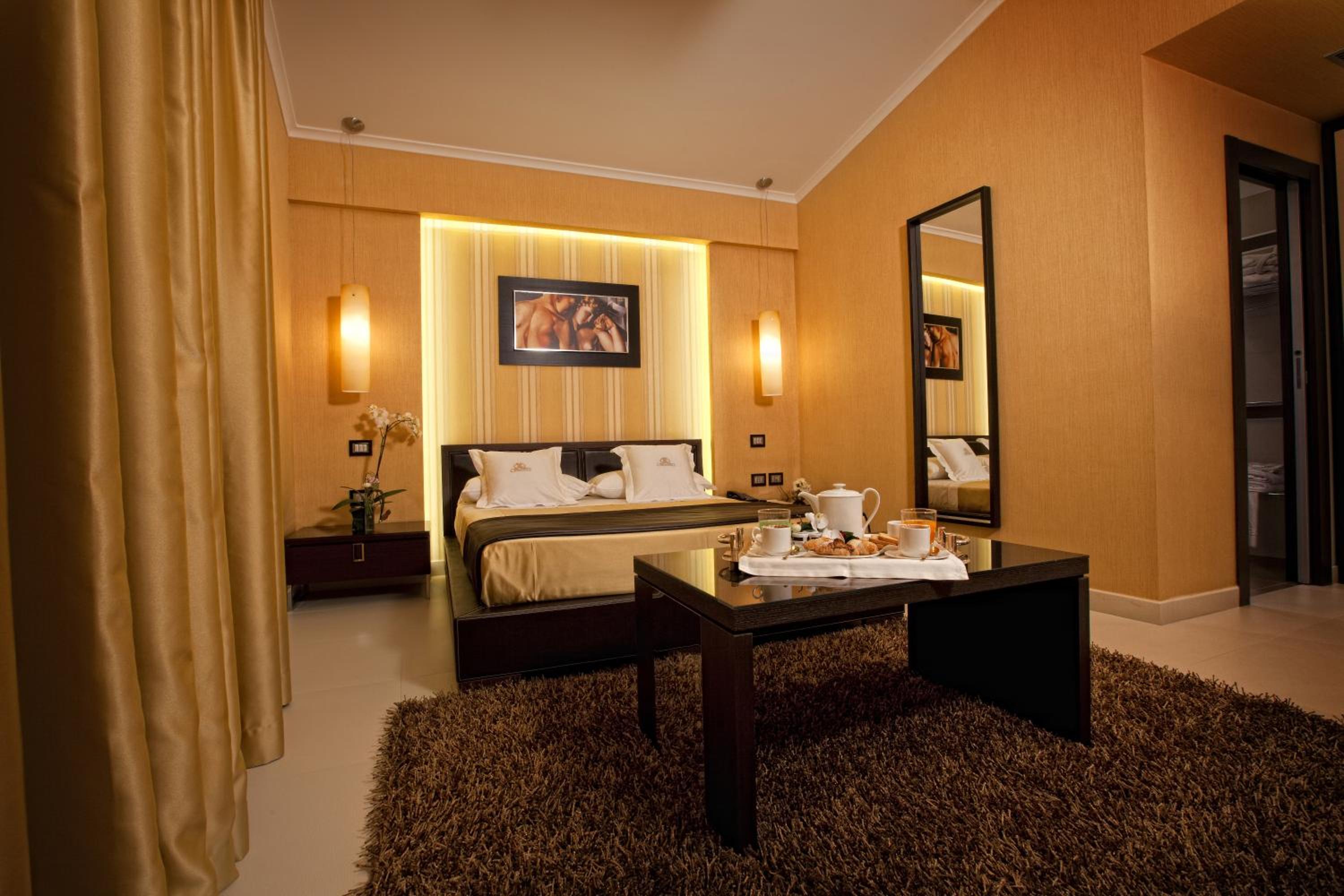 Superior Triple Room photo 2