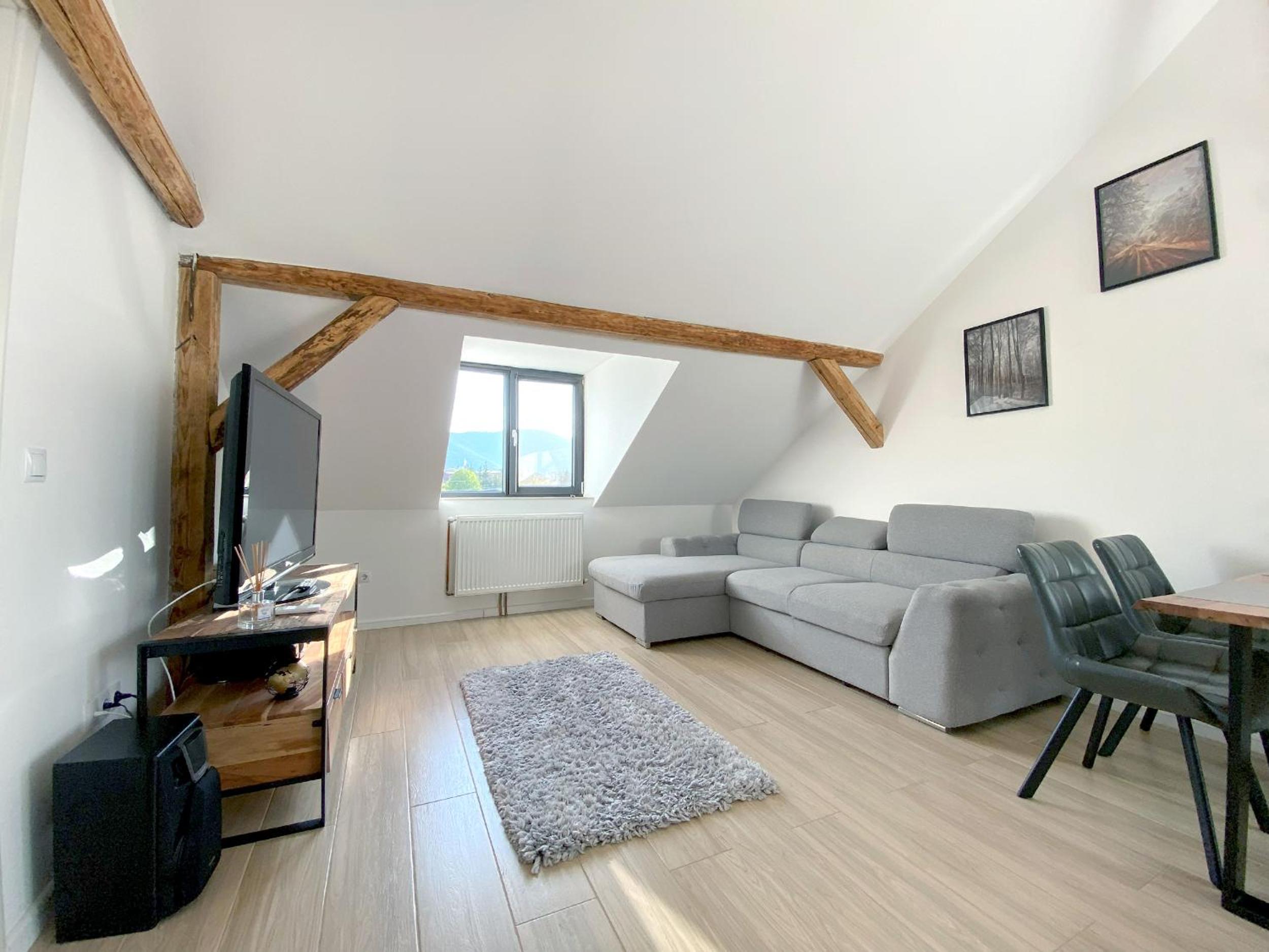 Apartment photo 3
