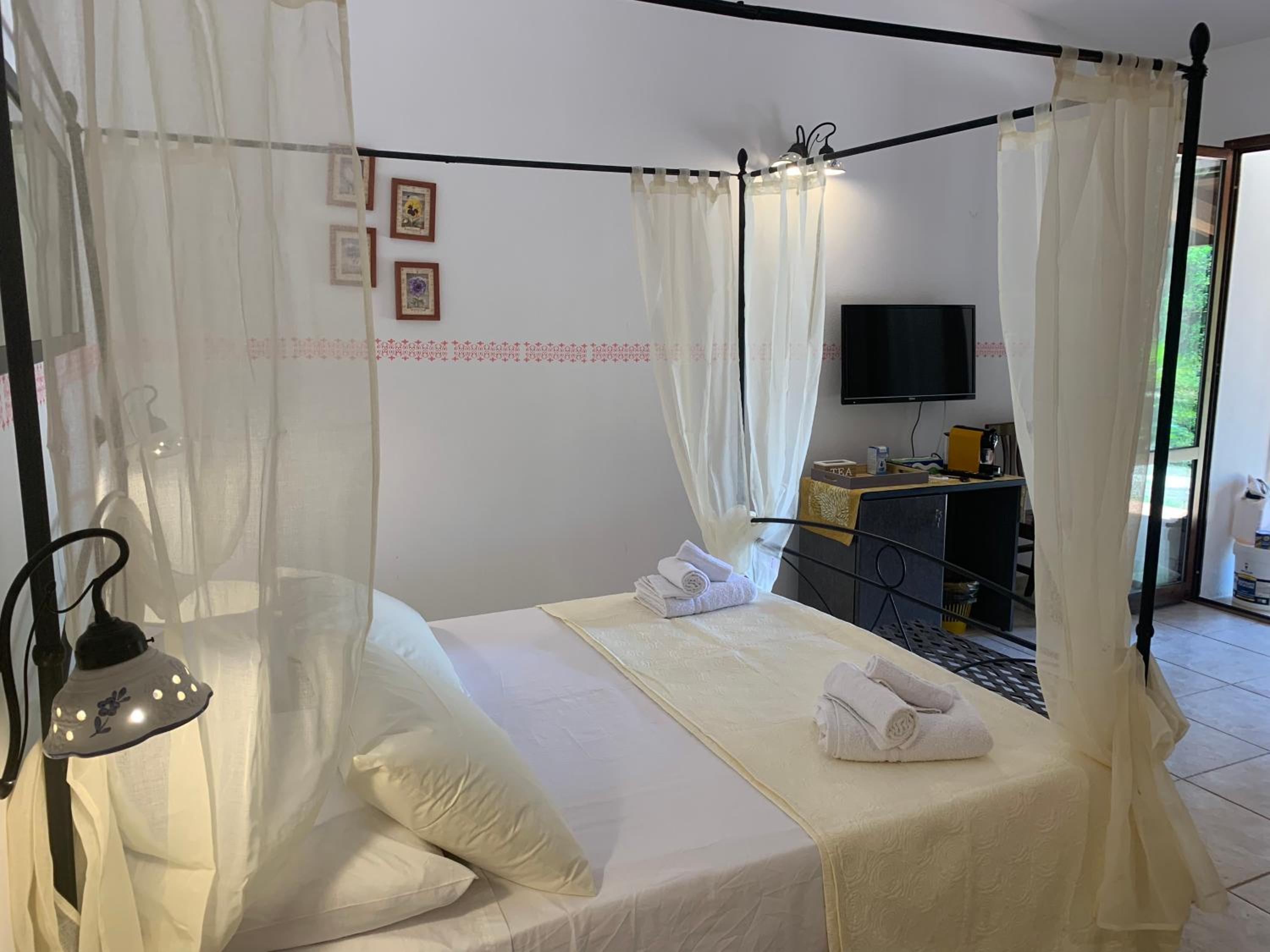 Triple Room With Private Bathroom photo 3
