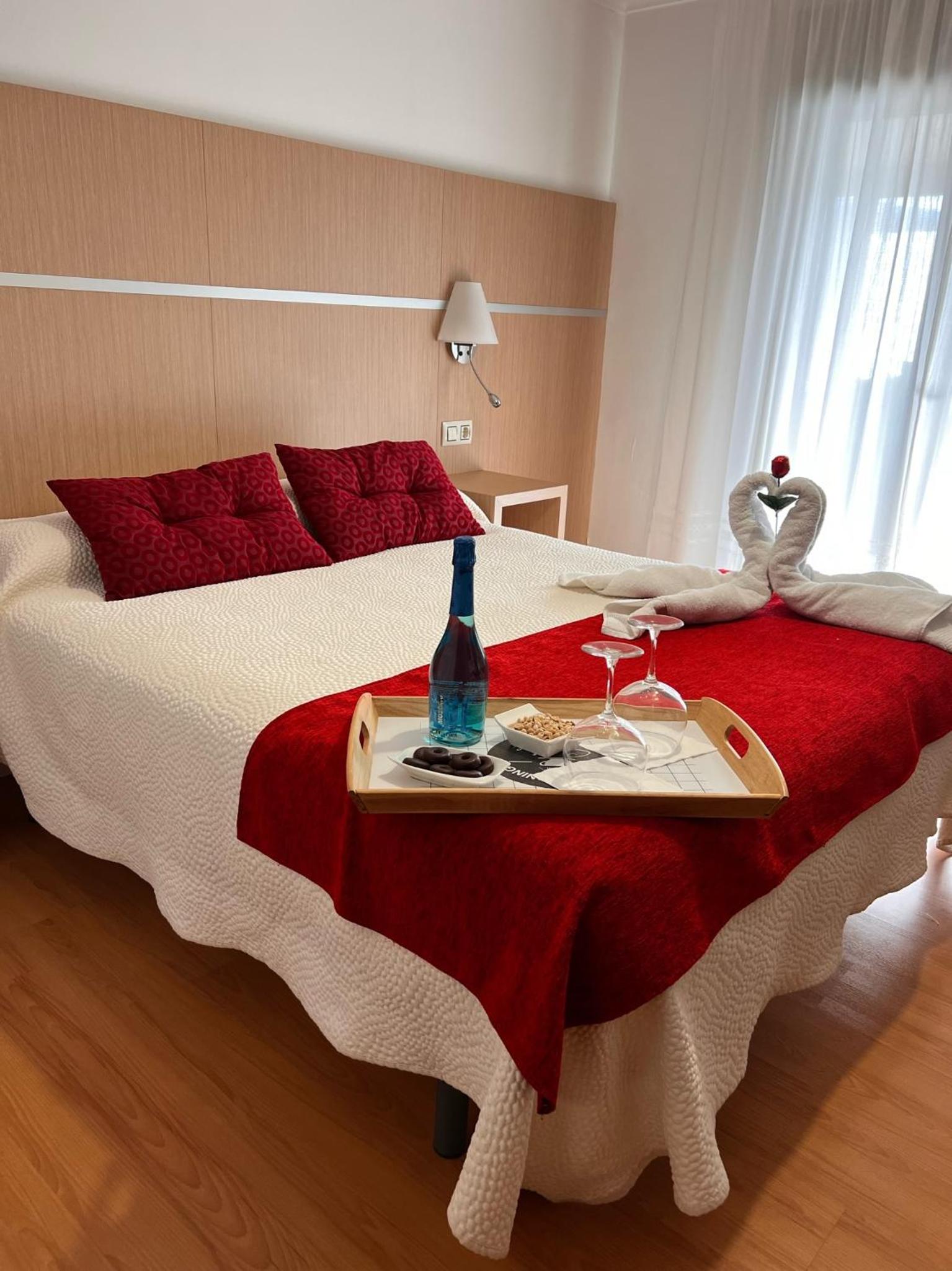 Suite with Spa Bath photo 2