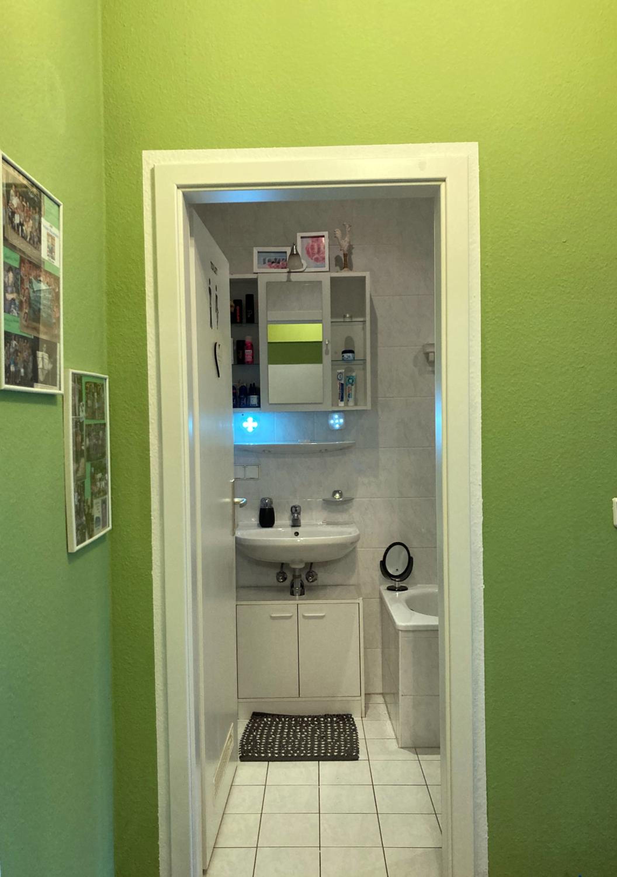 Single Room photo 2
