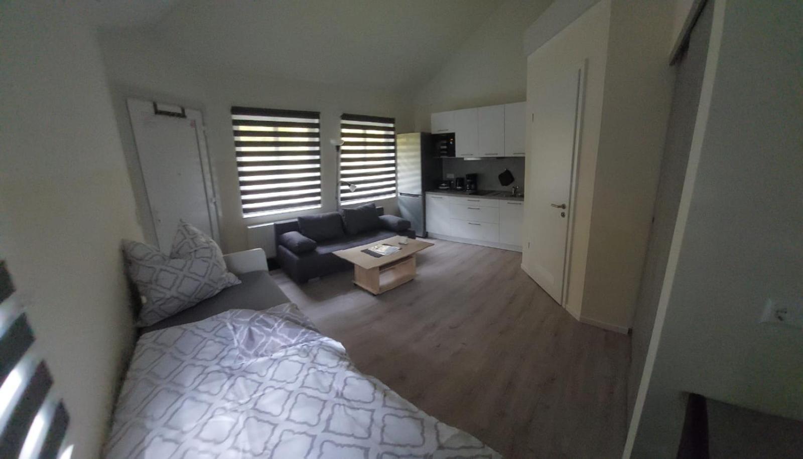 One-Bedroom Apartment photo 1
