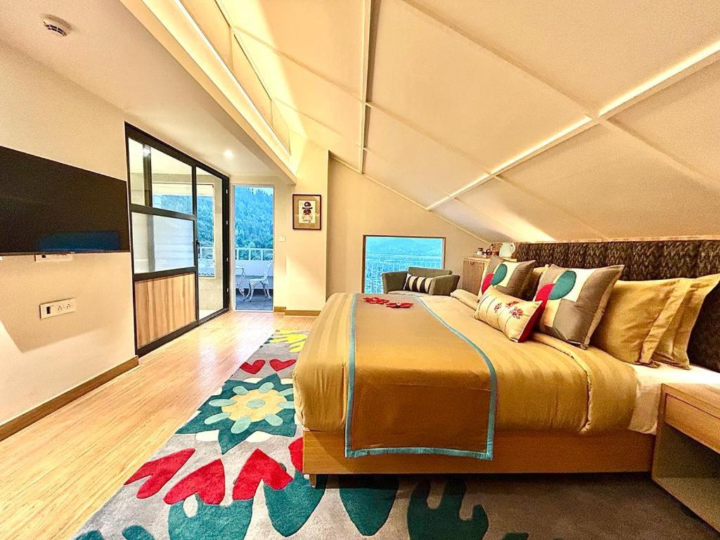 Luxury Room with Jacuzzi - Photo 5