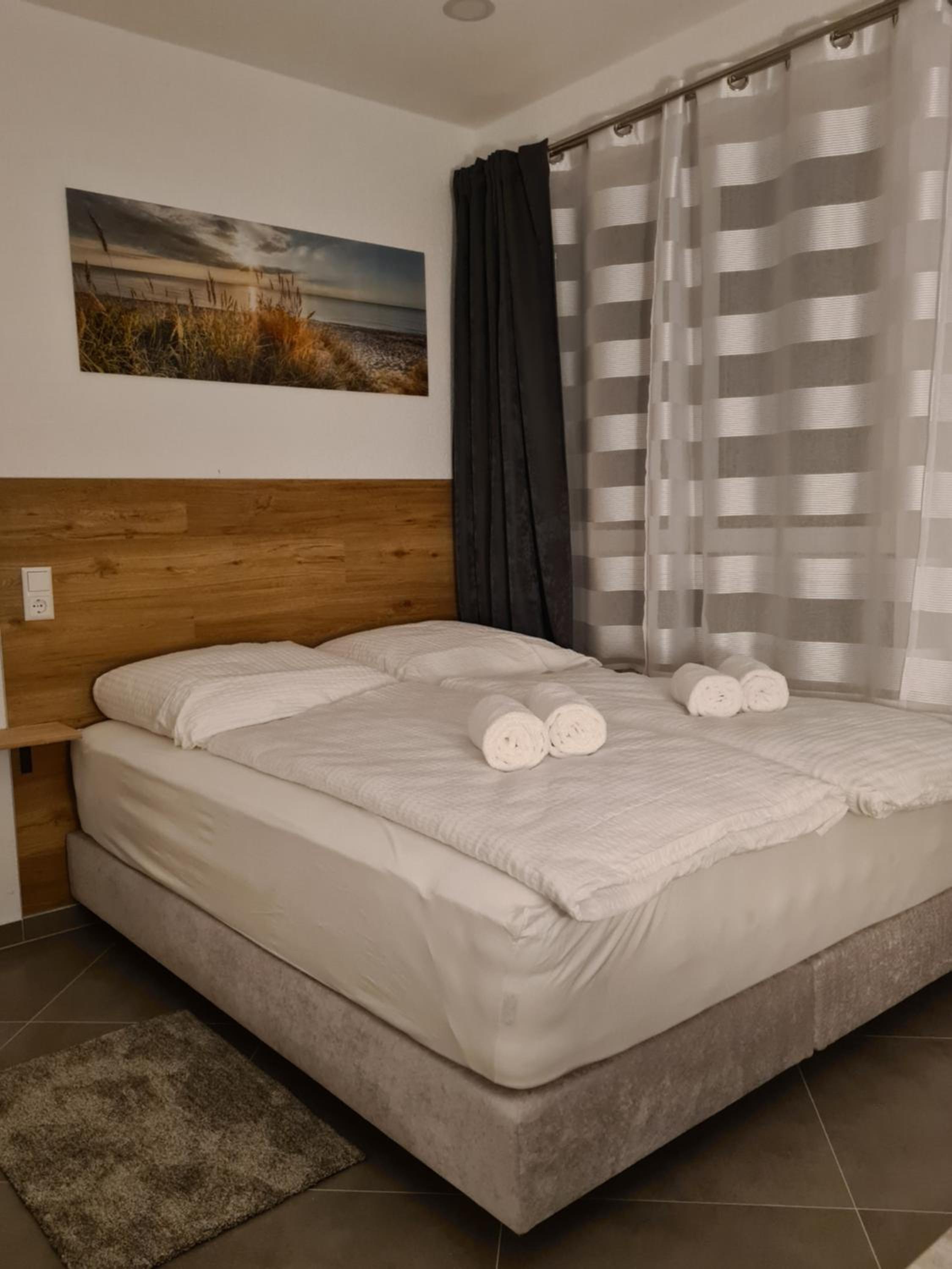Deluxe Queen Room photo 1