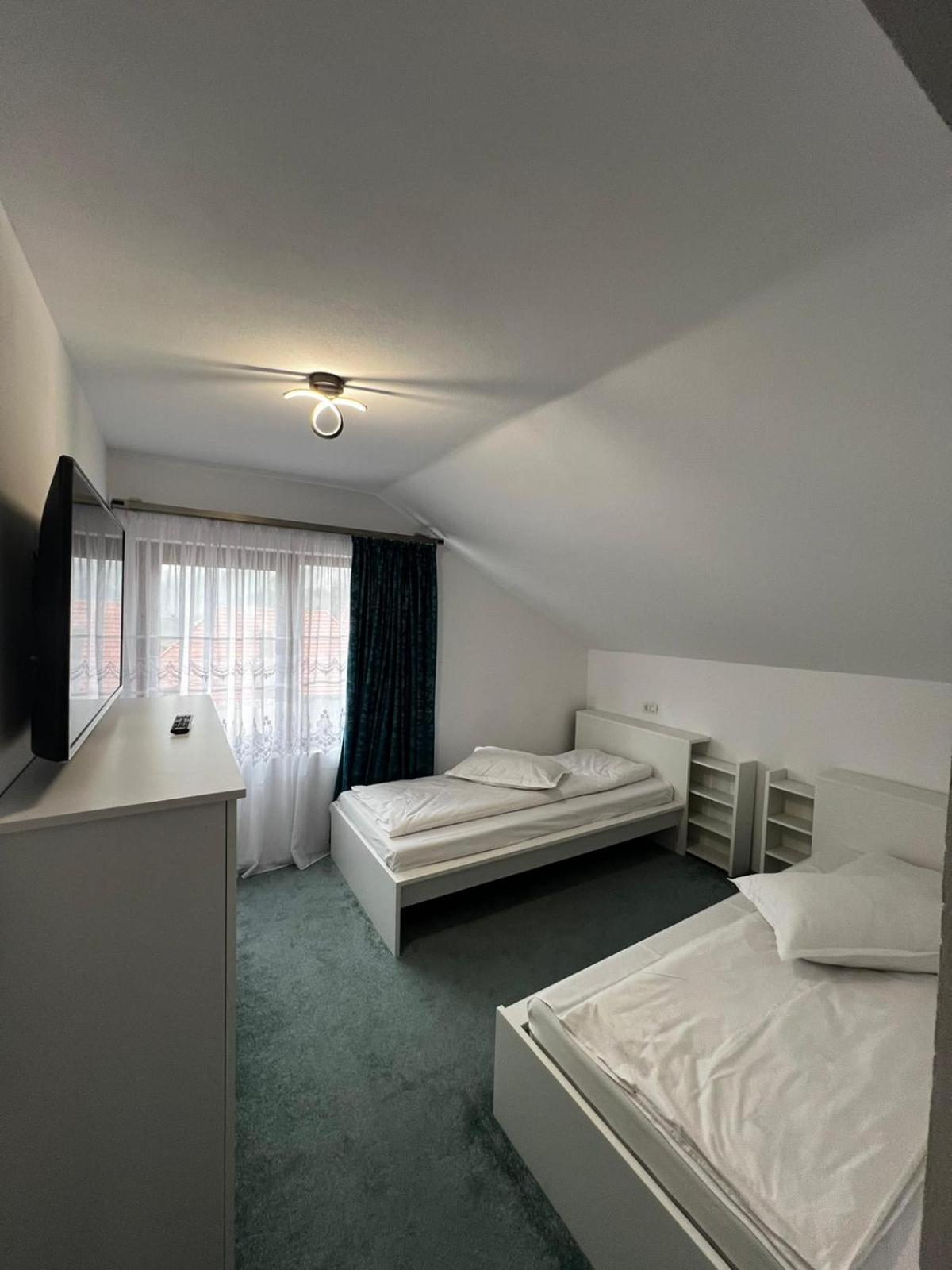 Deluxe Double or Twin Room - Photo 1