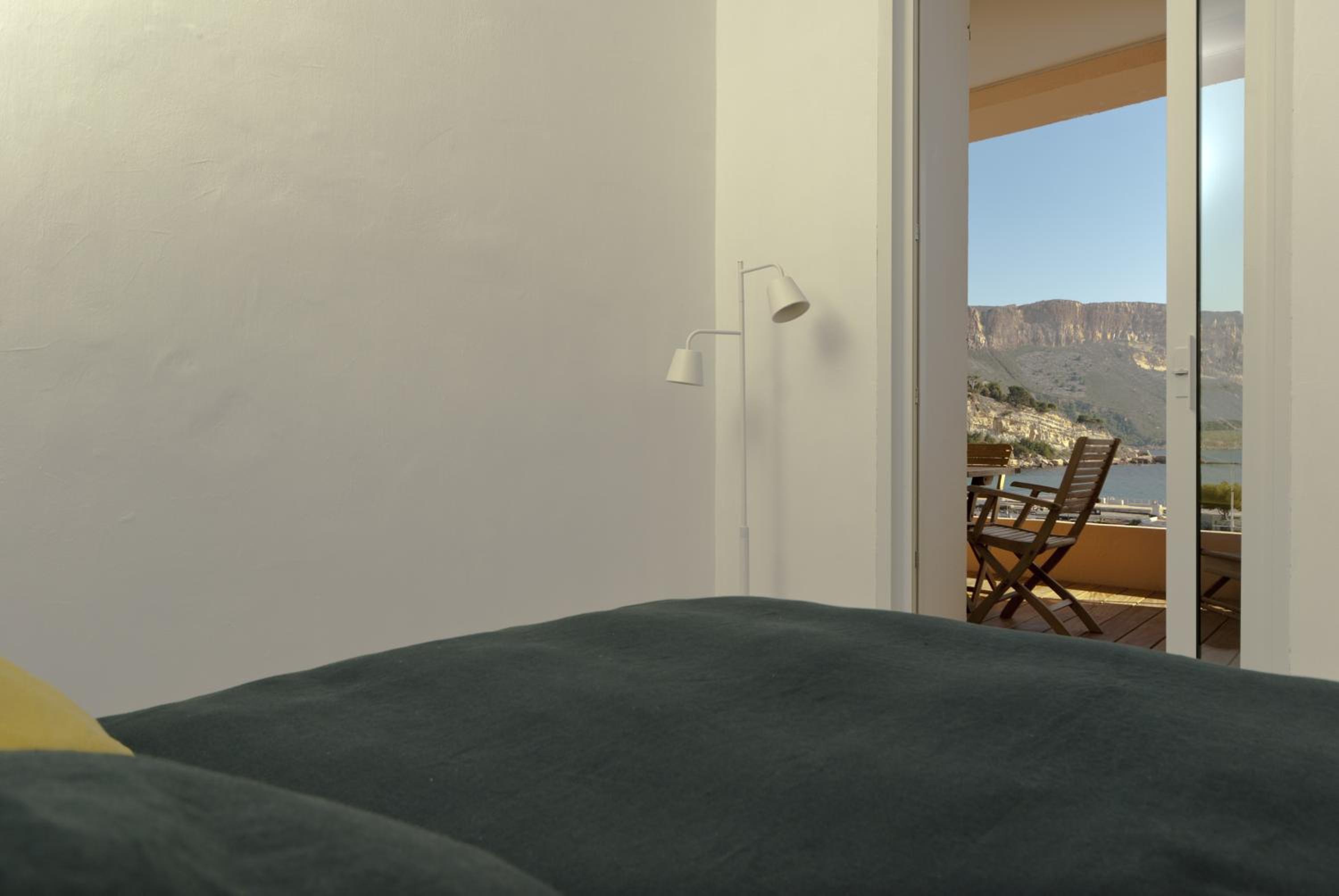Apartment photo 2