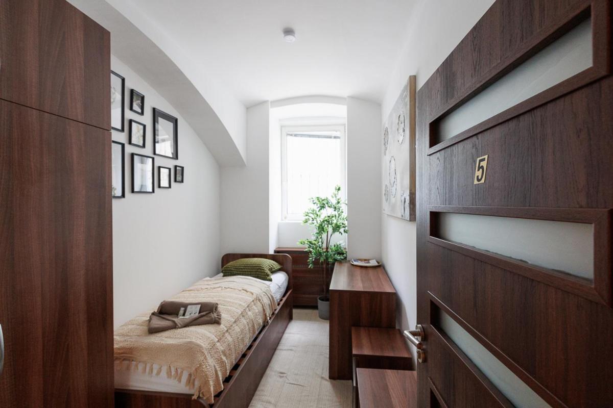 Budget Single Room
