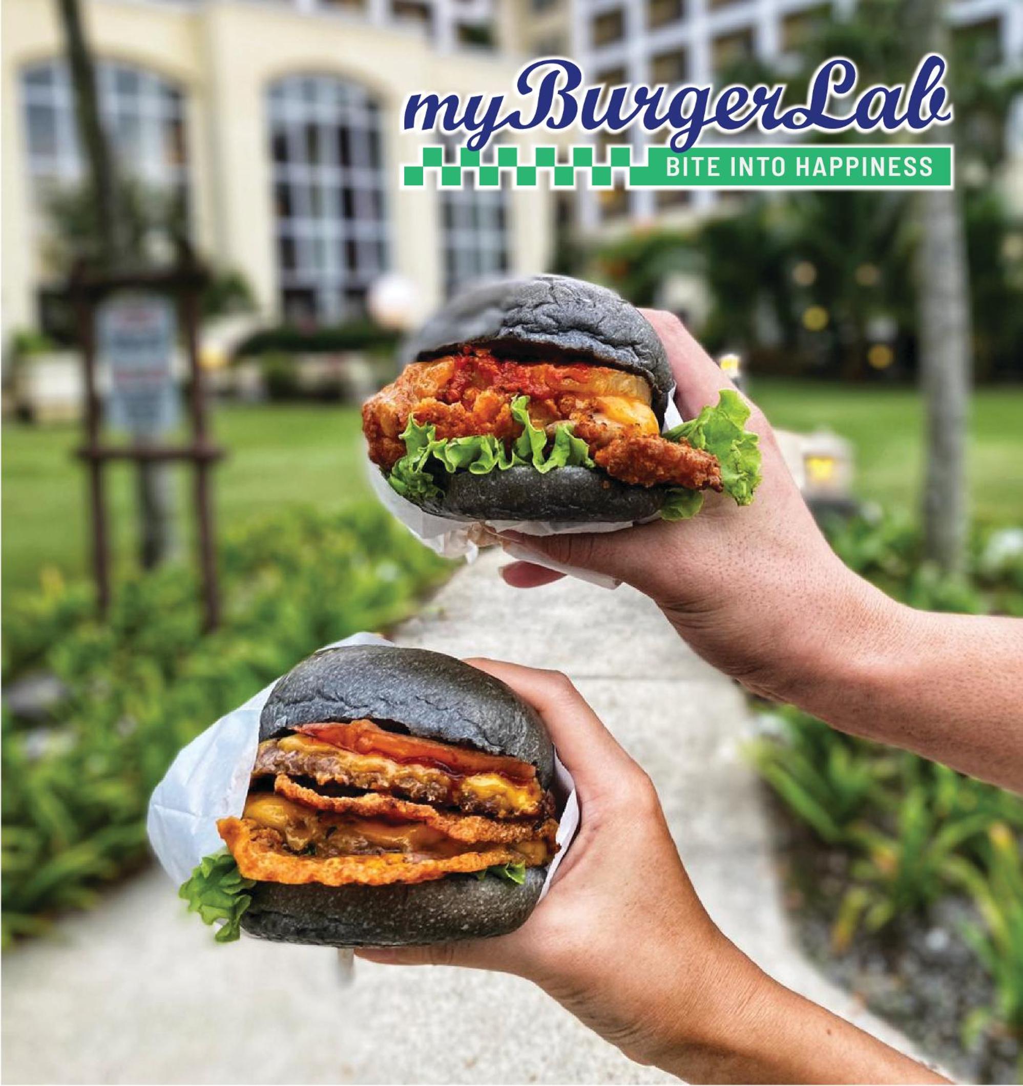 Deluxe Room with Complimentary myBurgerLab Burger