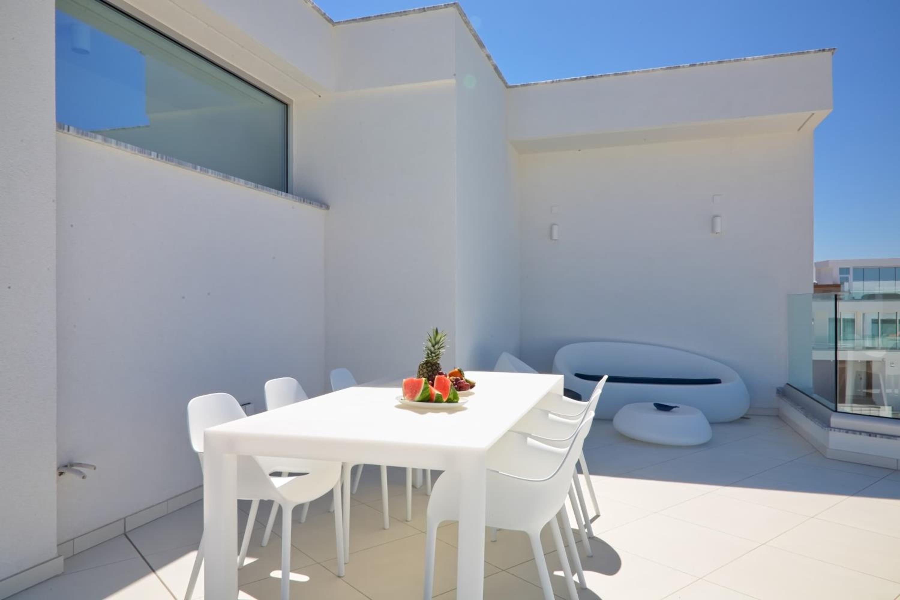 Villa with Sea View photo 3