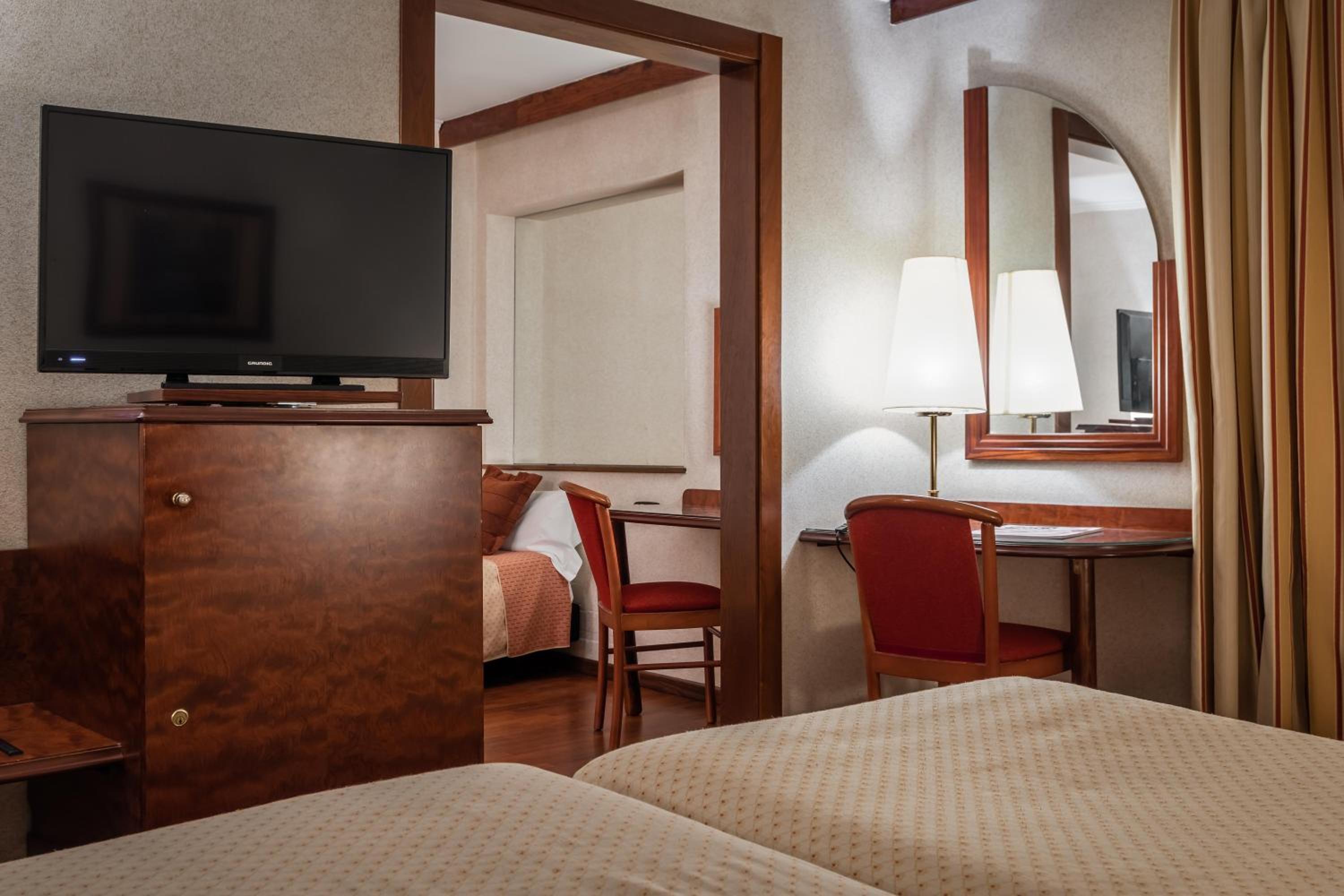 Quadruple Room photo 2