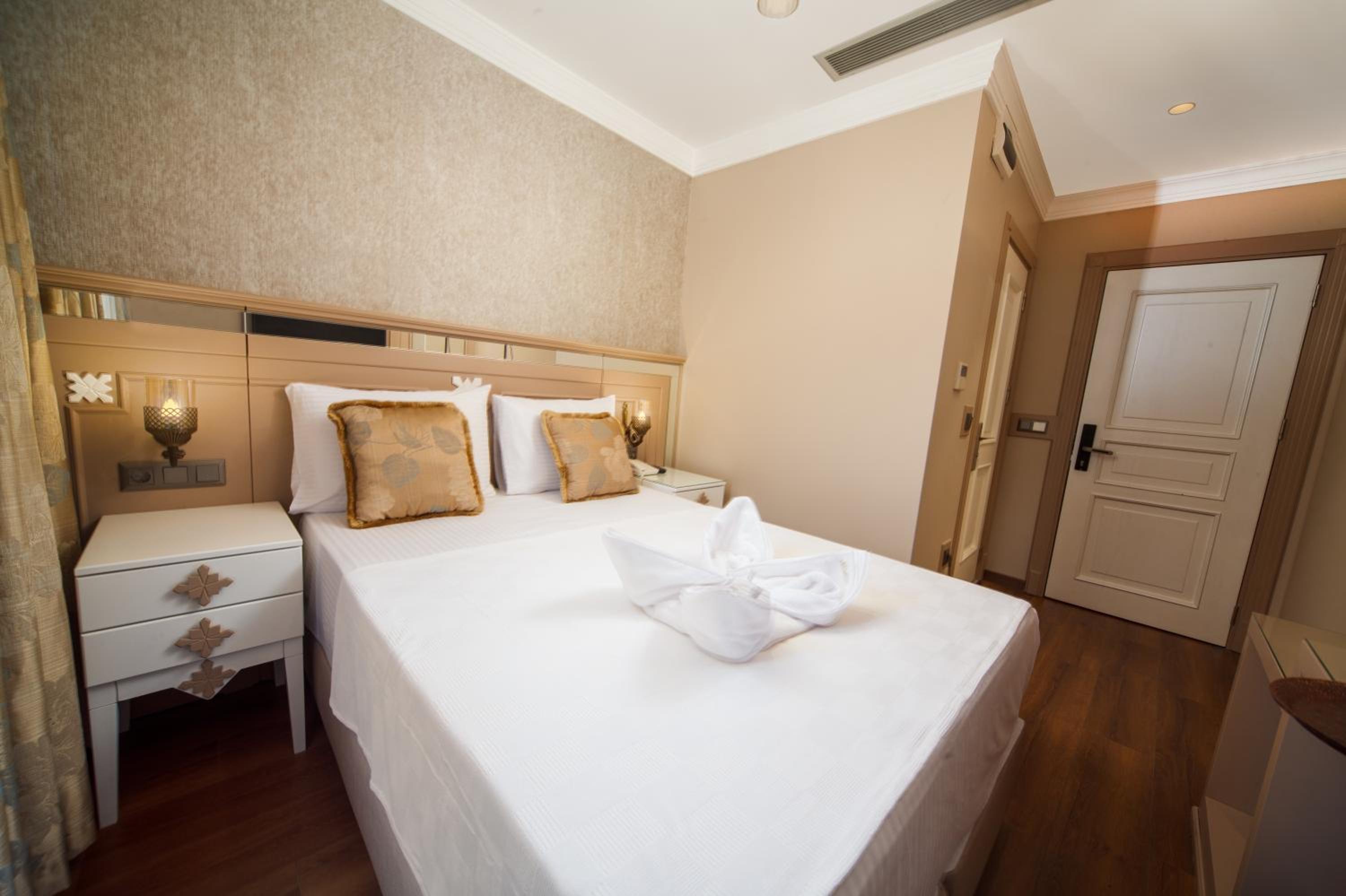 Large Single Room photo 1