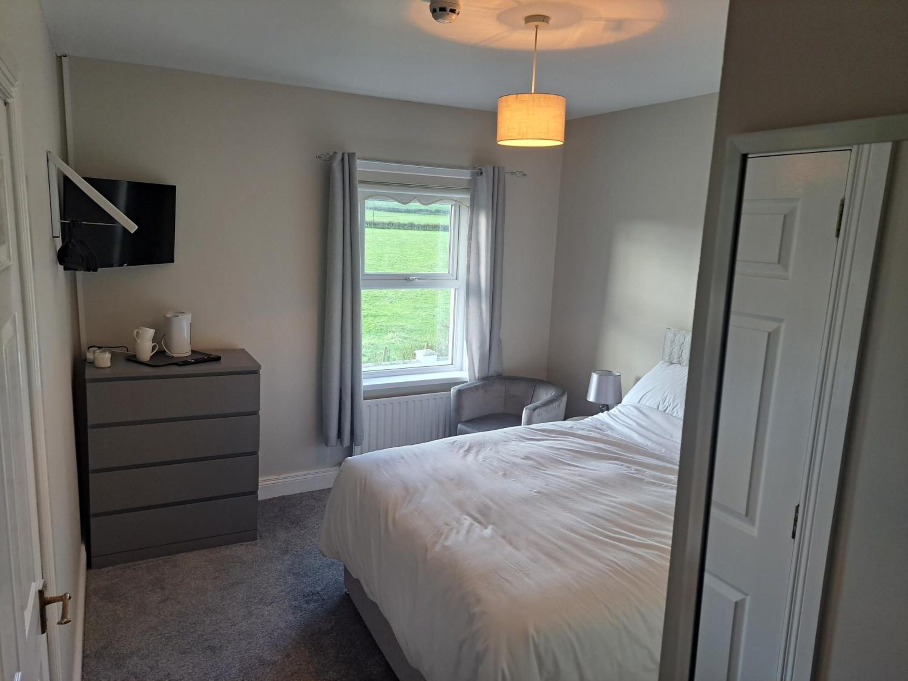 King Room with Garden View - Photo 4