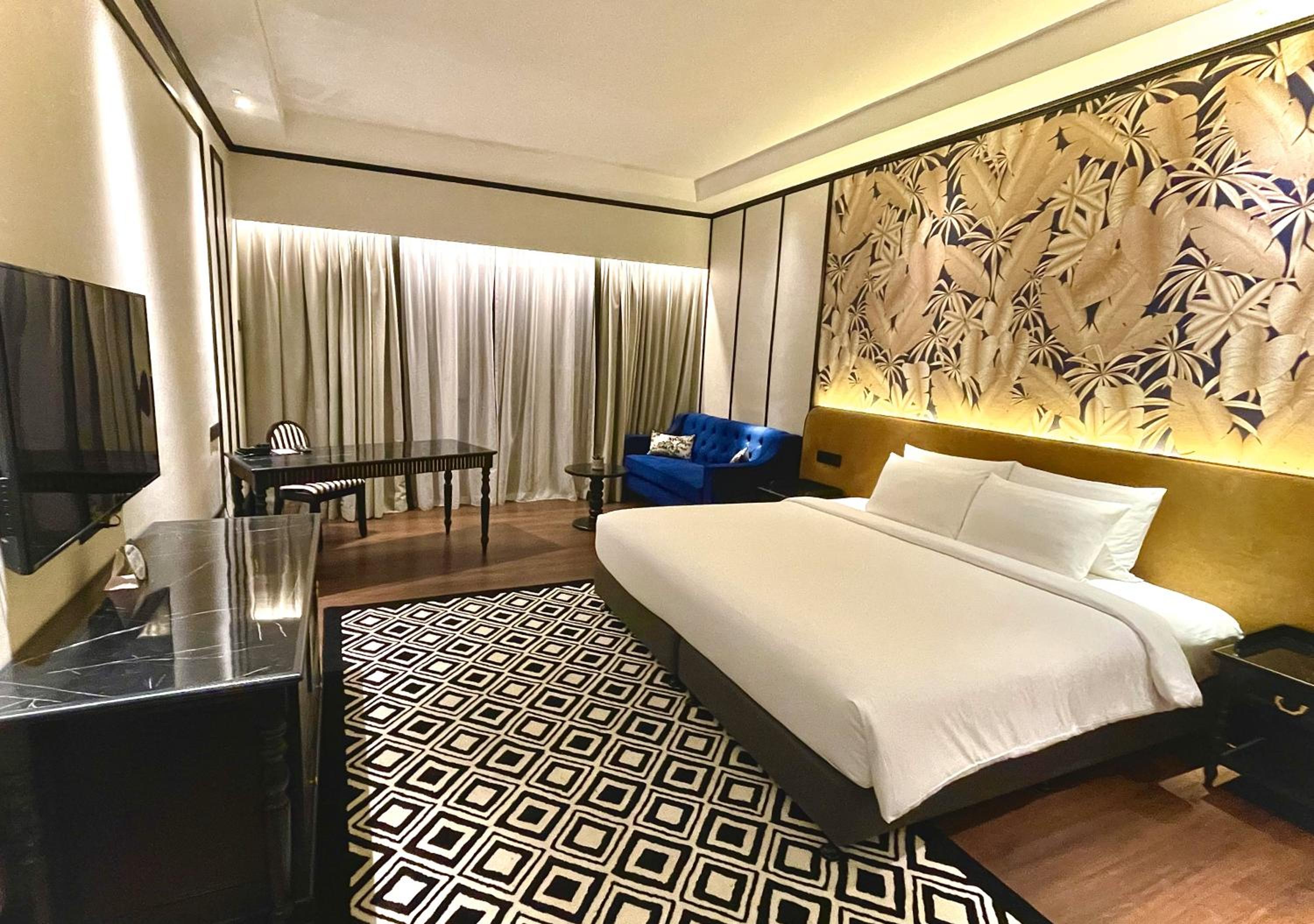 Prestige Suite with Complimentary Mini Bar