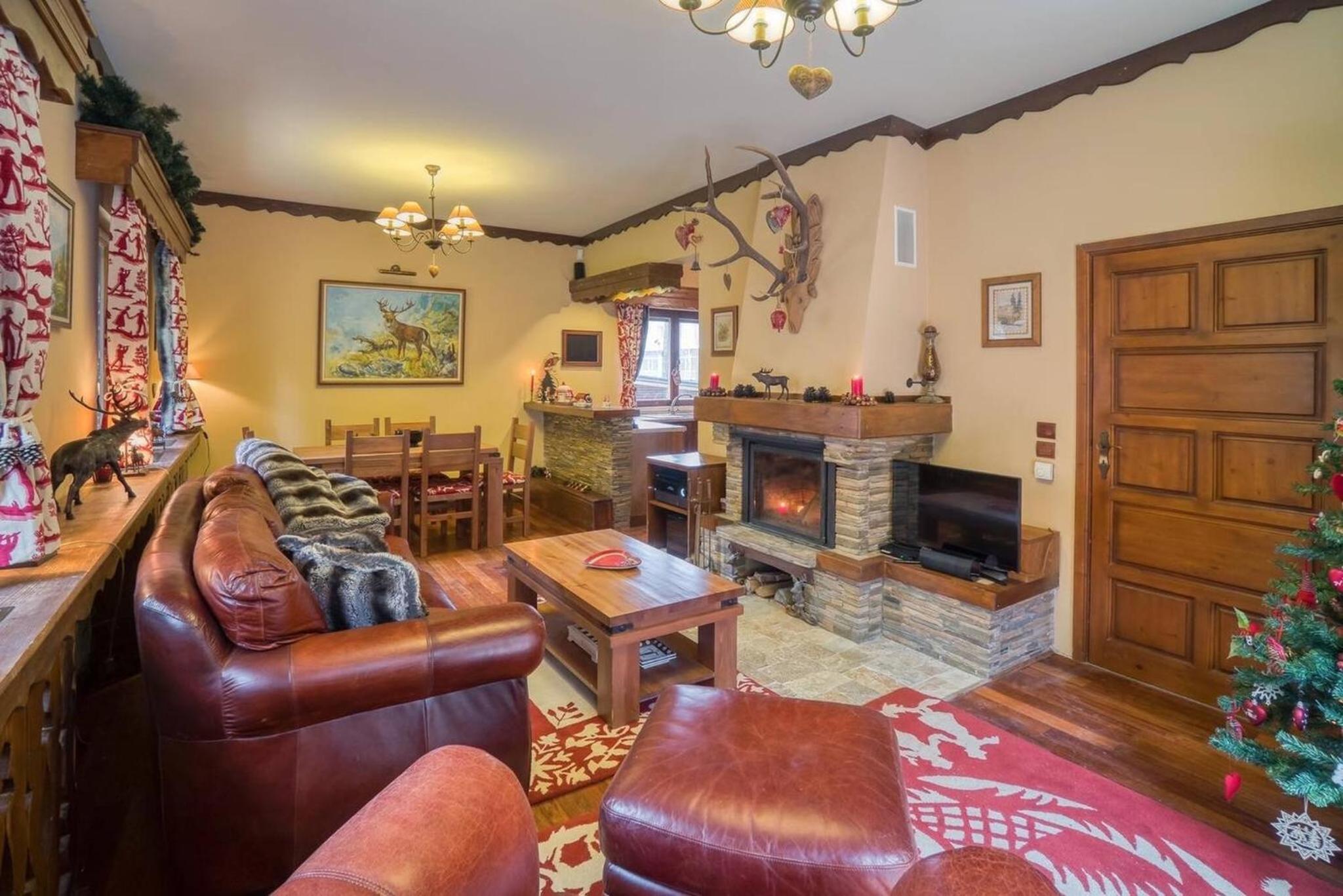 Villa photo 1