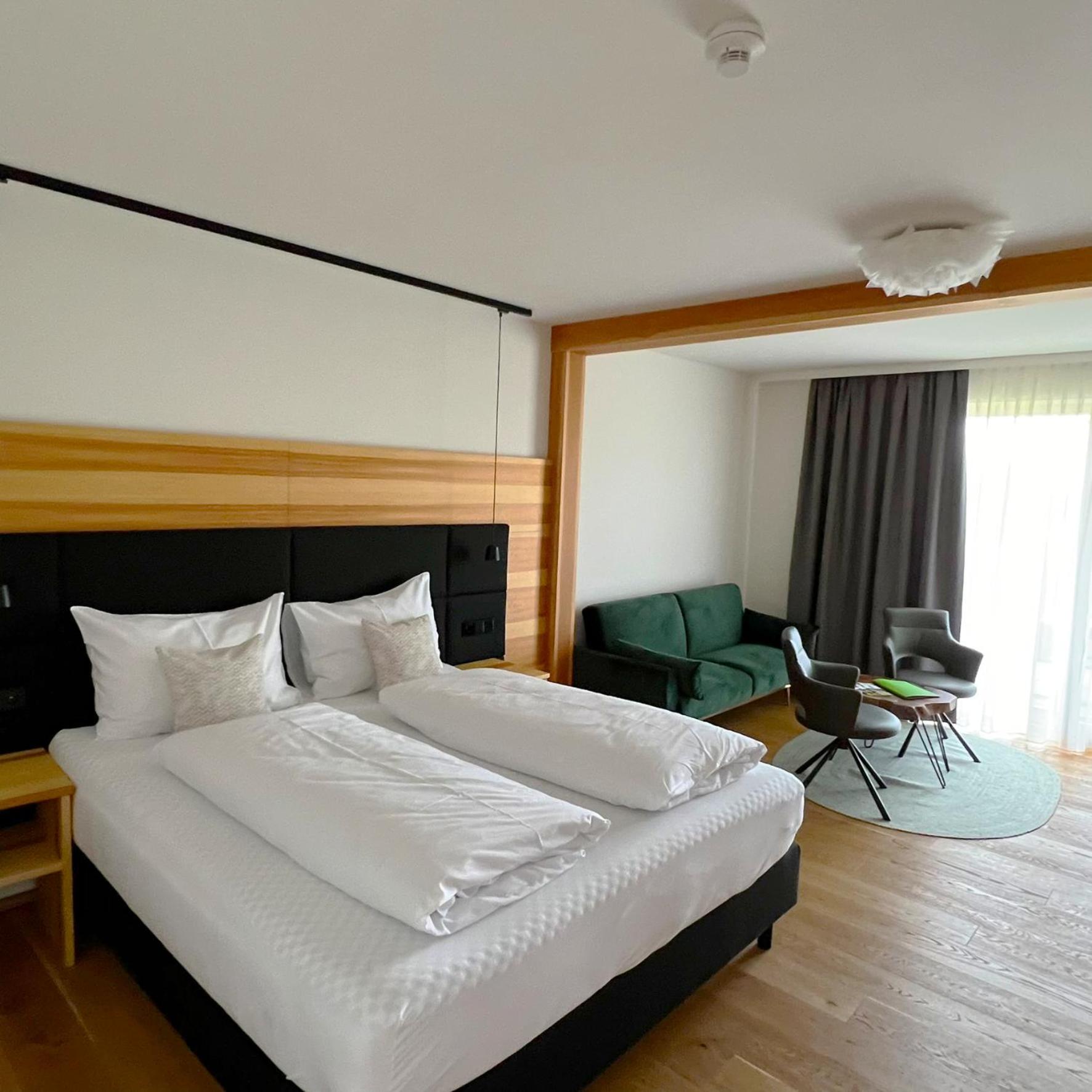 Deluxe Double Studio - Photo 1