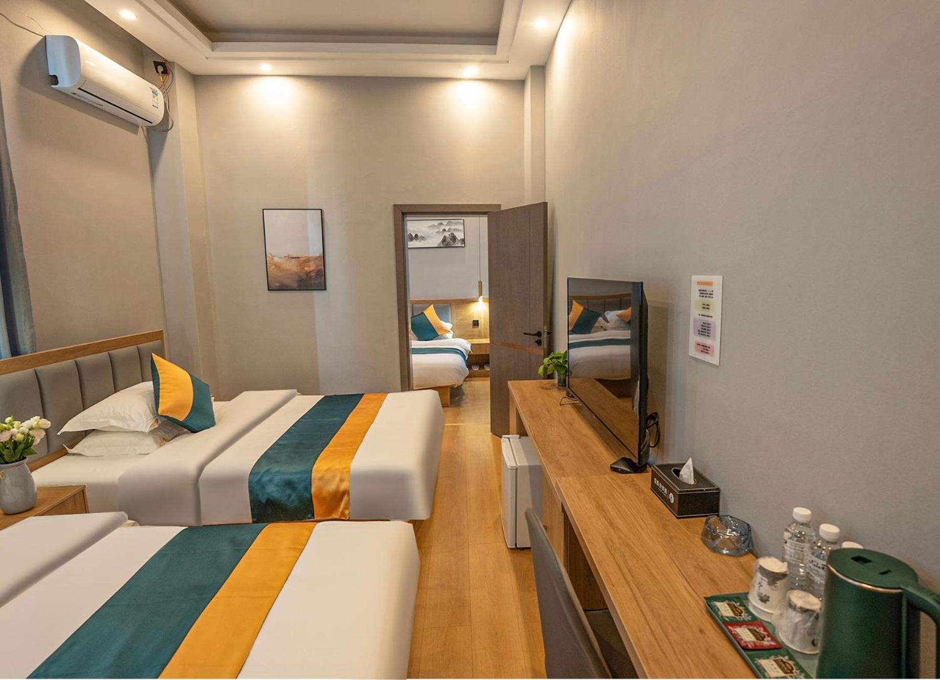 Two-Bedroom Suite