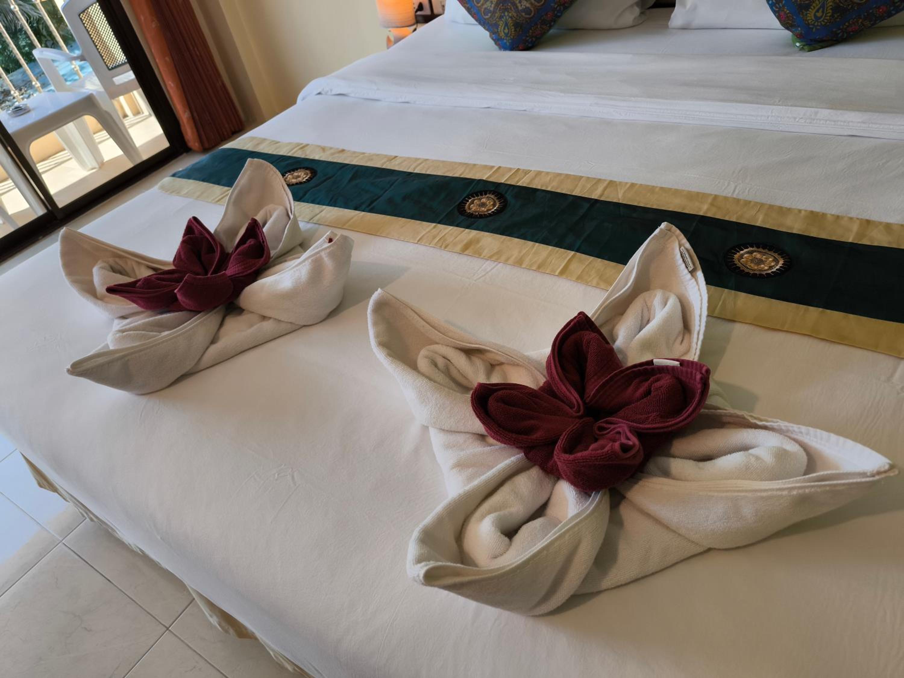 Standard Double Room with Balcony - Photo 10