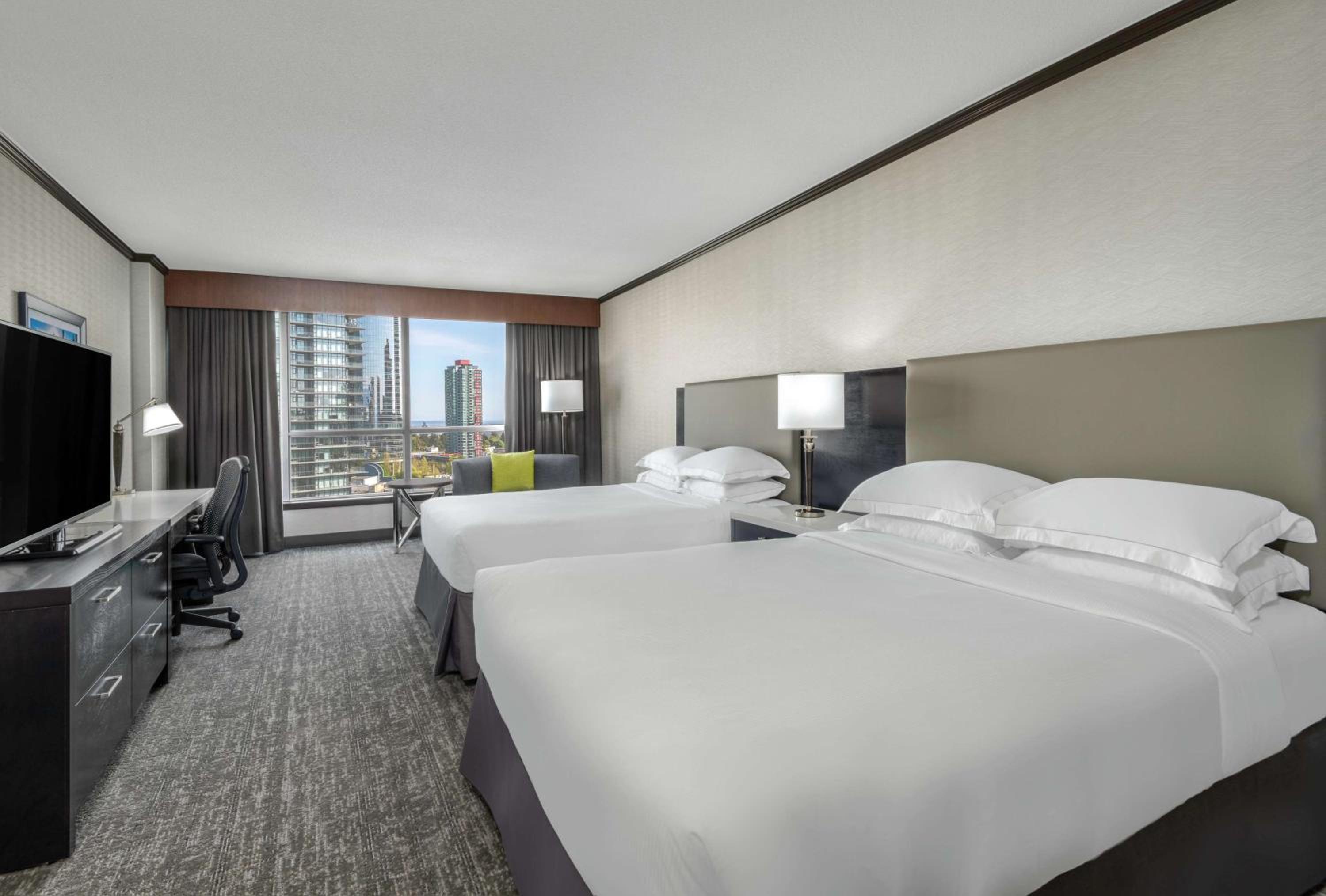 Executive Queen Room with Two Queen Beds - Non-Smoking - Photo 1
