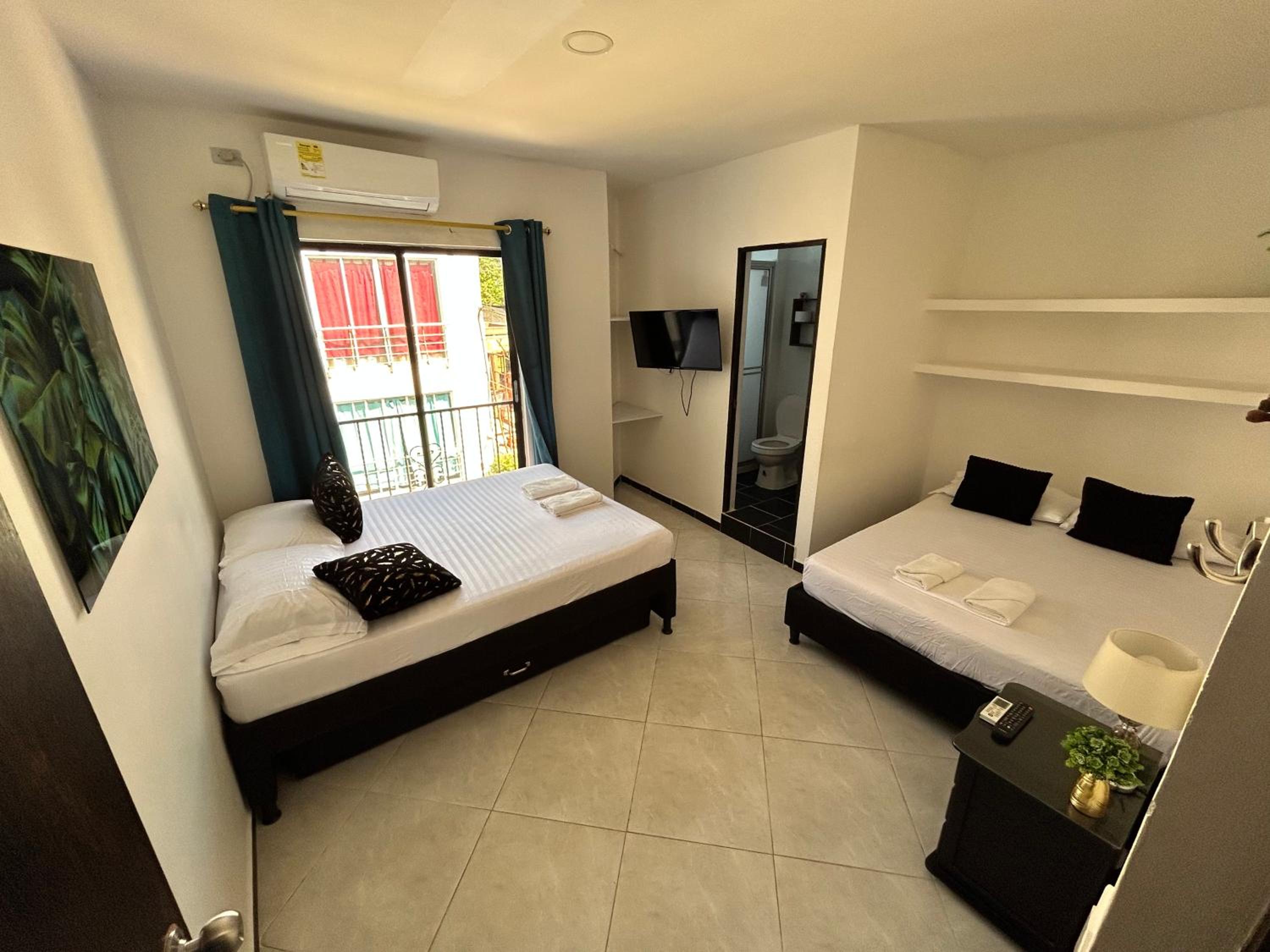 Standard Quadruple Room photo 3