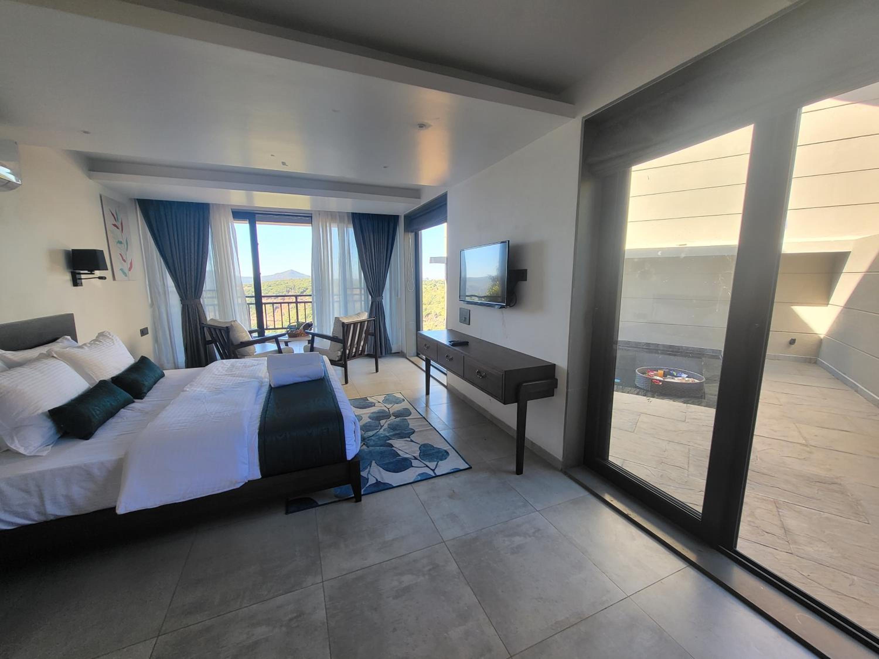 Superior Double Room - Photo 1