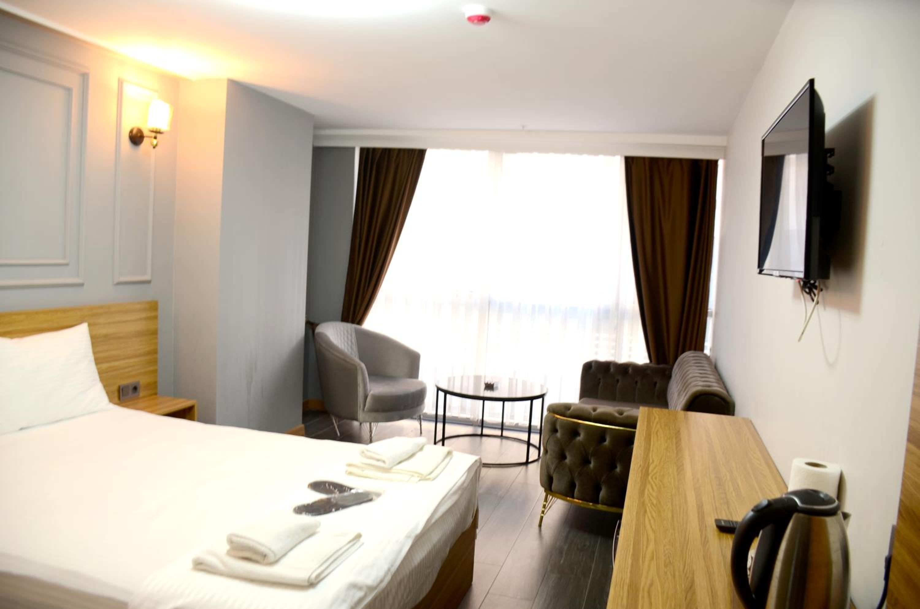 Standard Double Room - Photo 1
