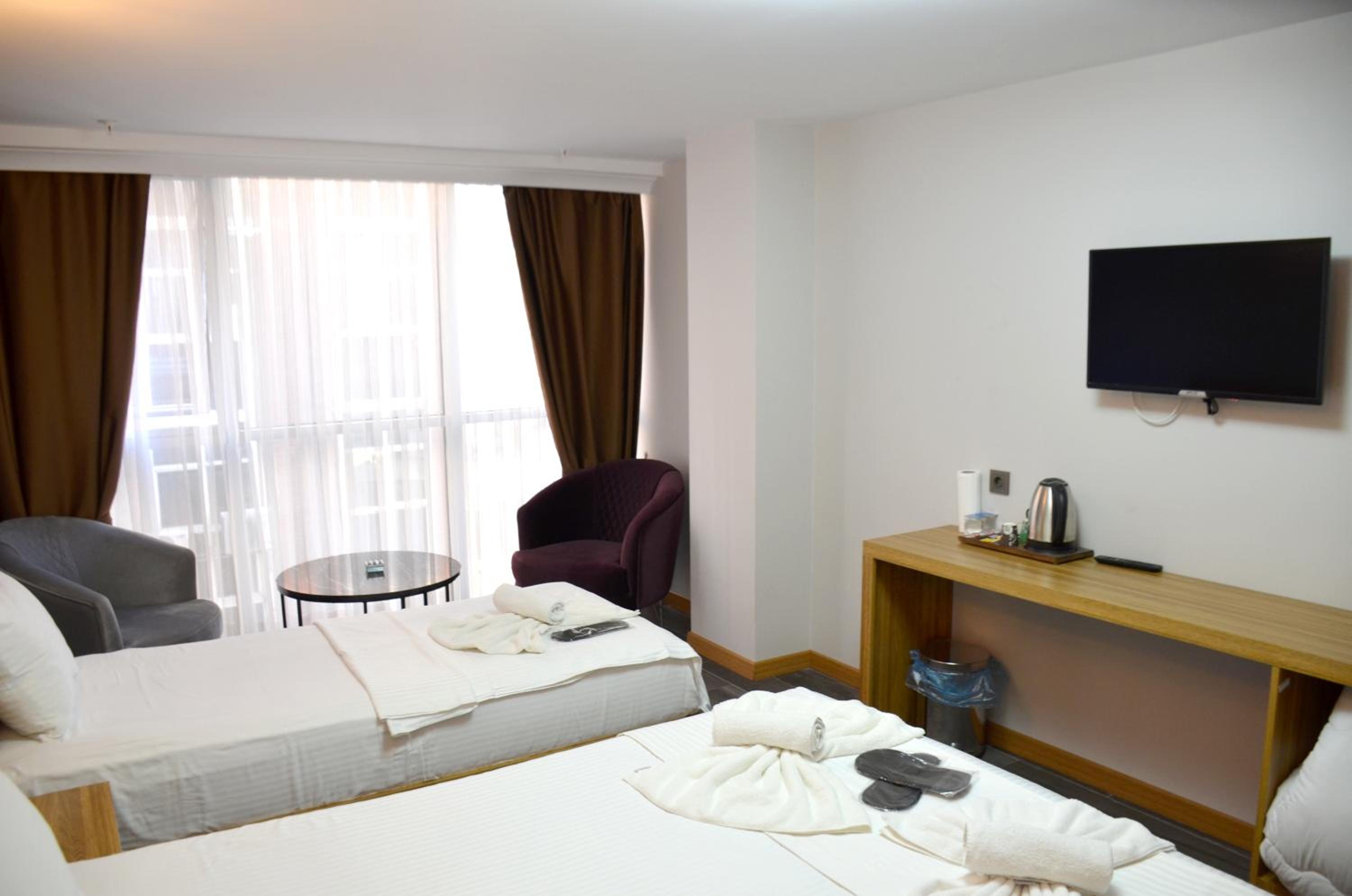 Deluxe Double Room - Photo 2