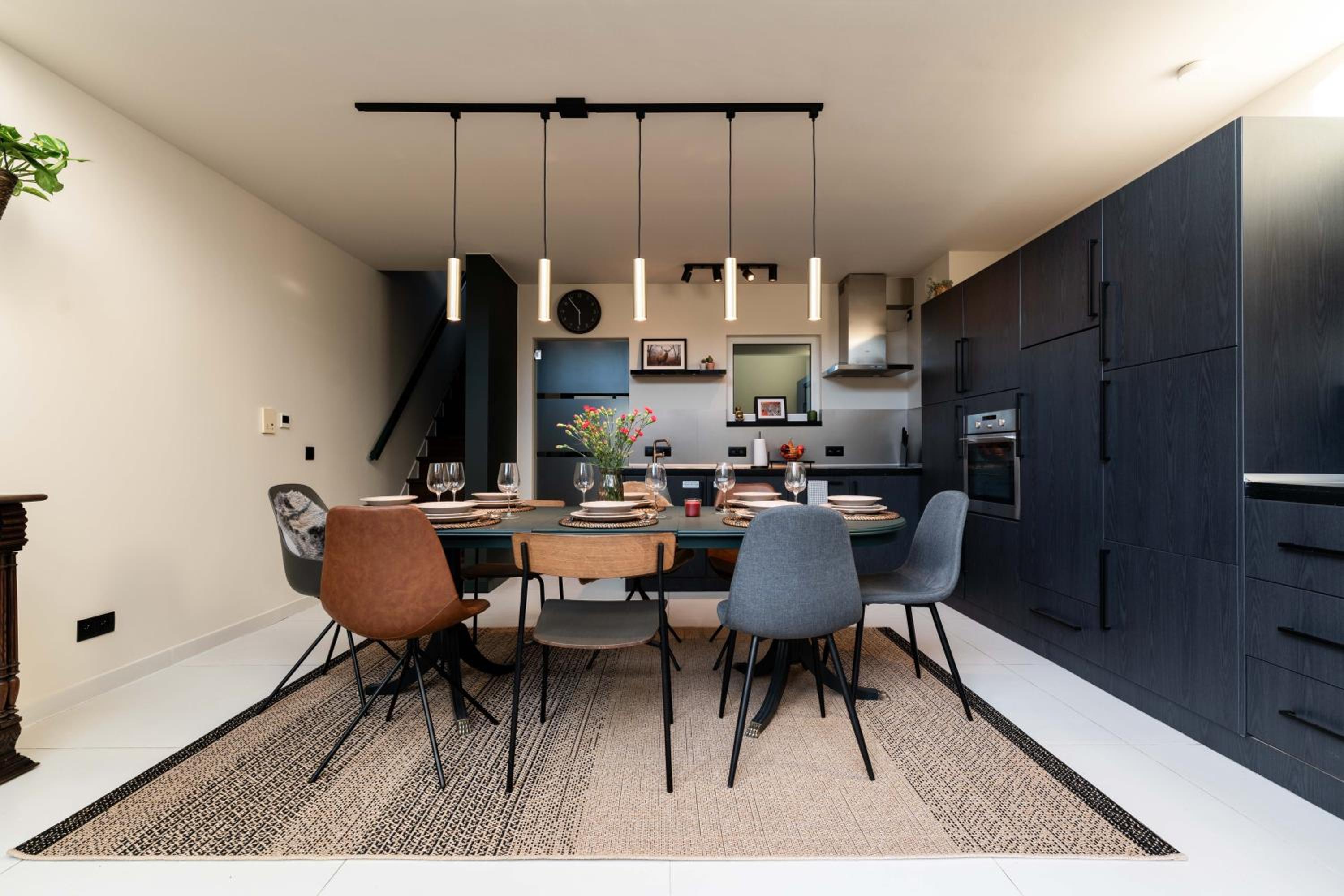 Three-Bedroom House photo 1