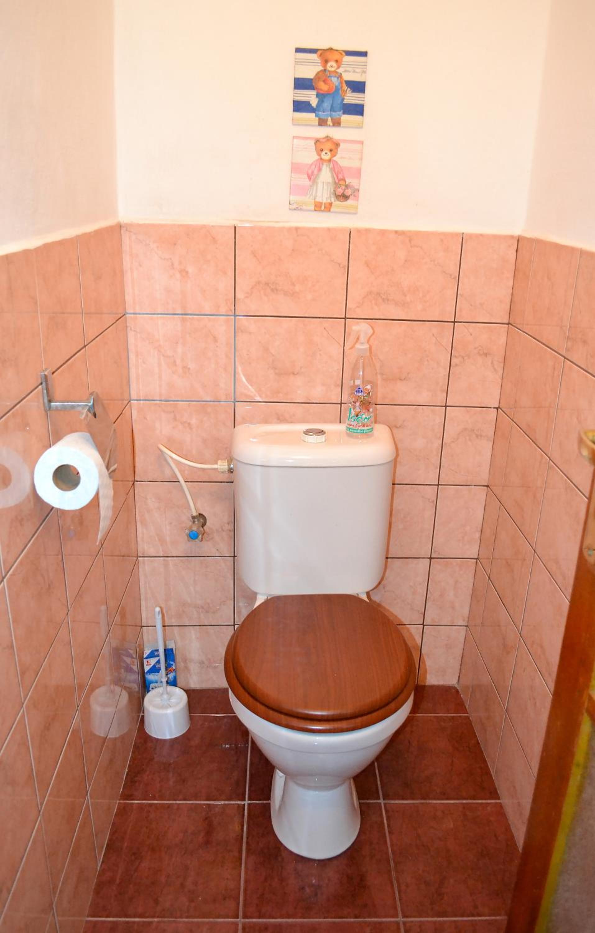Two-Bedroom House photo 3