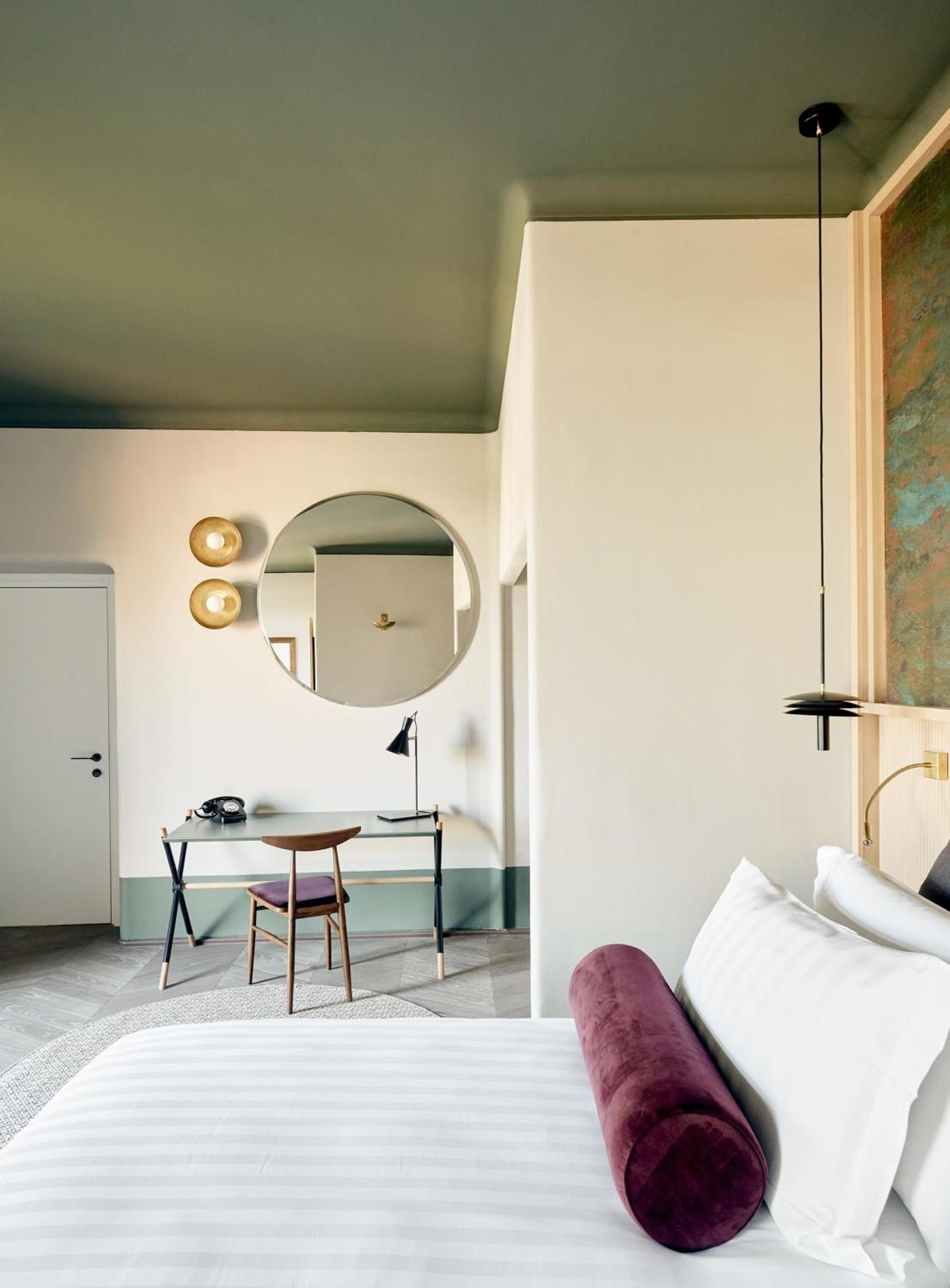 Superior Double or Twin Room with City View photo 3