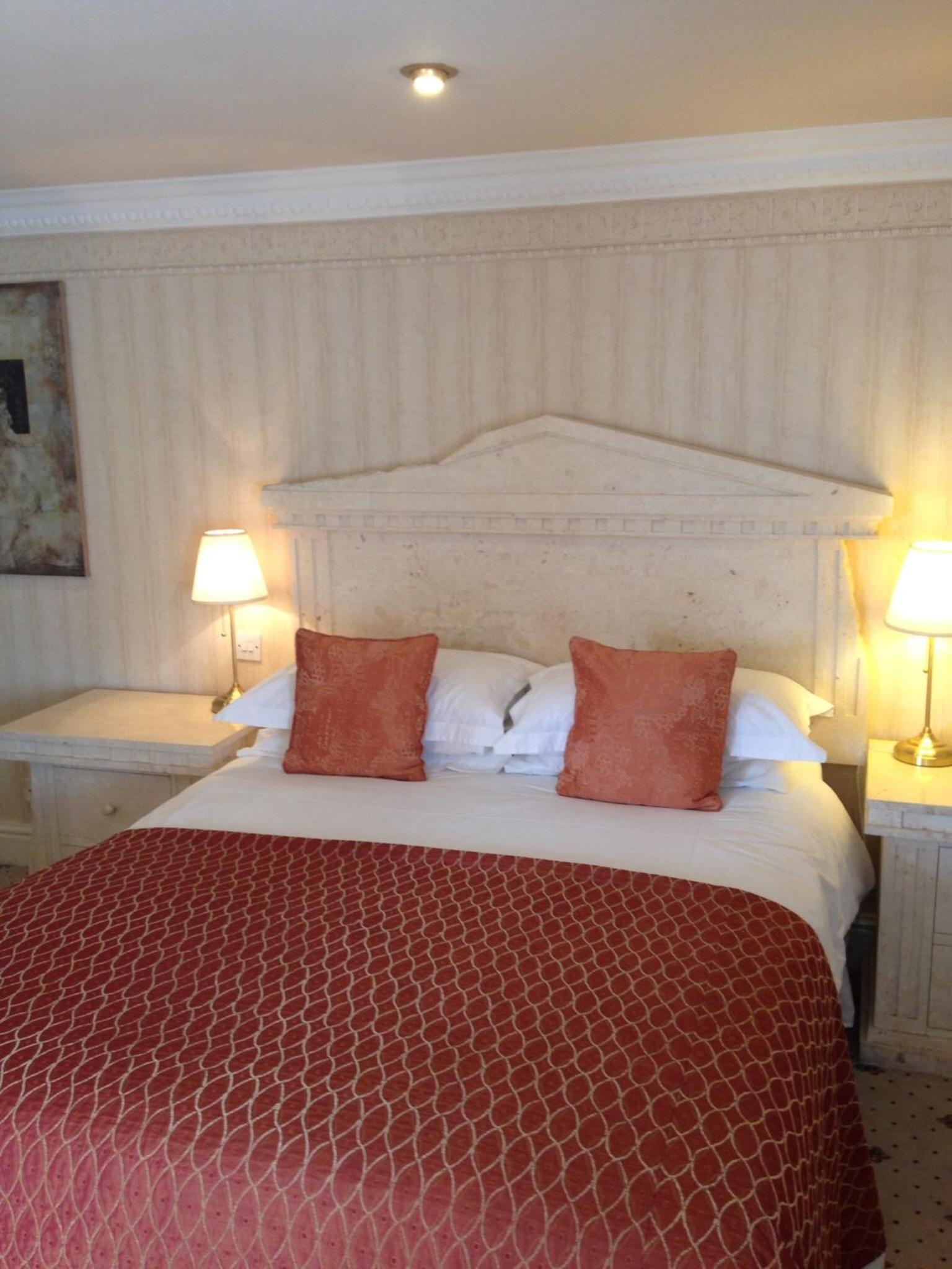 Superior King Room - Photo 12