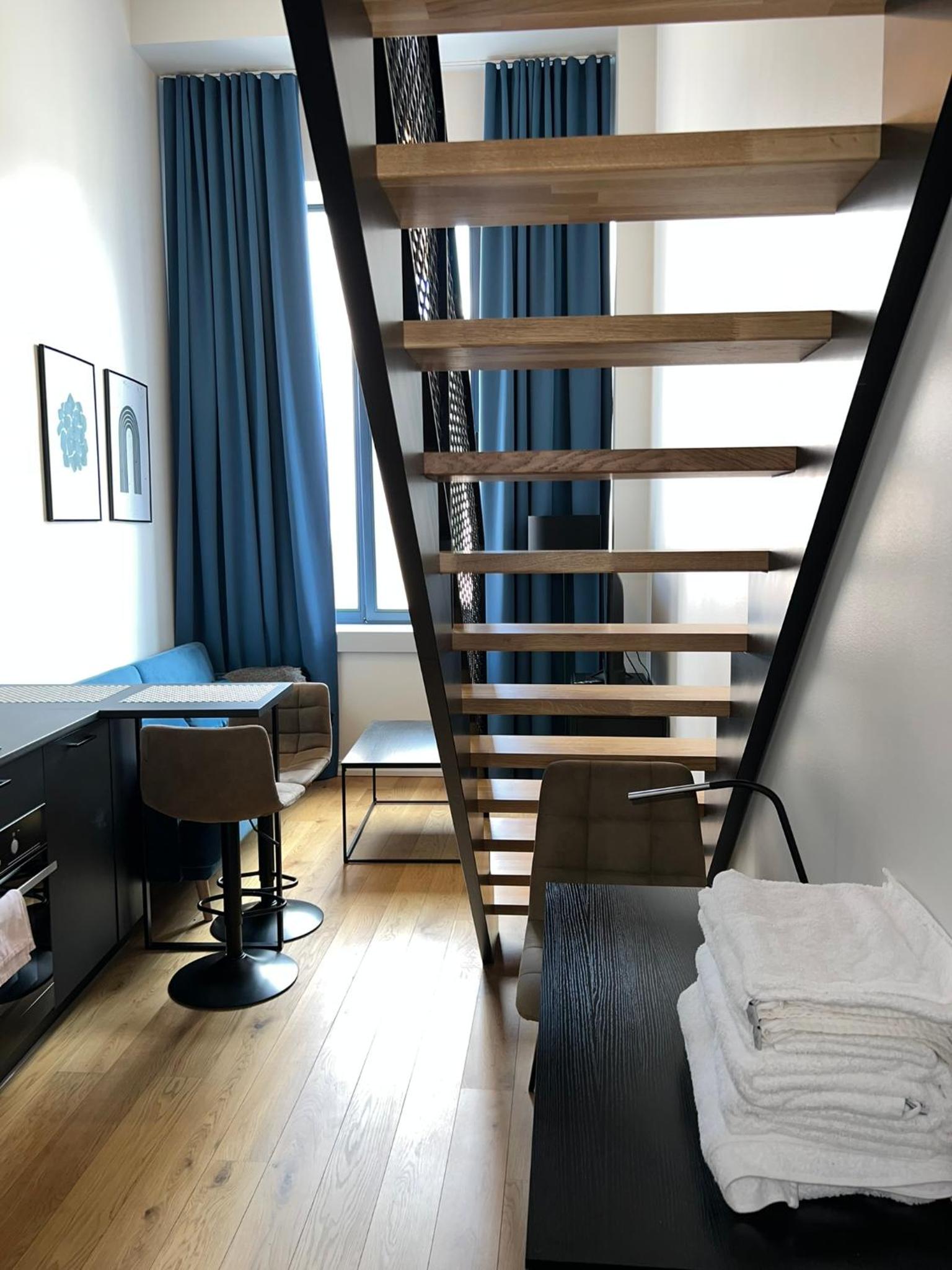 Loft - Photo 9