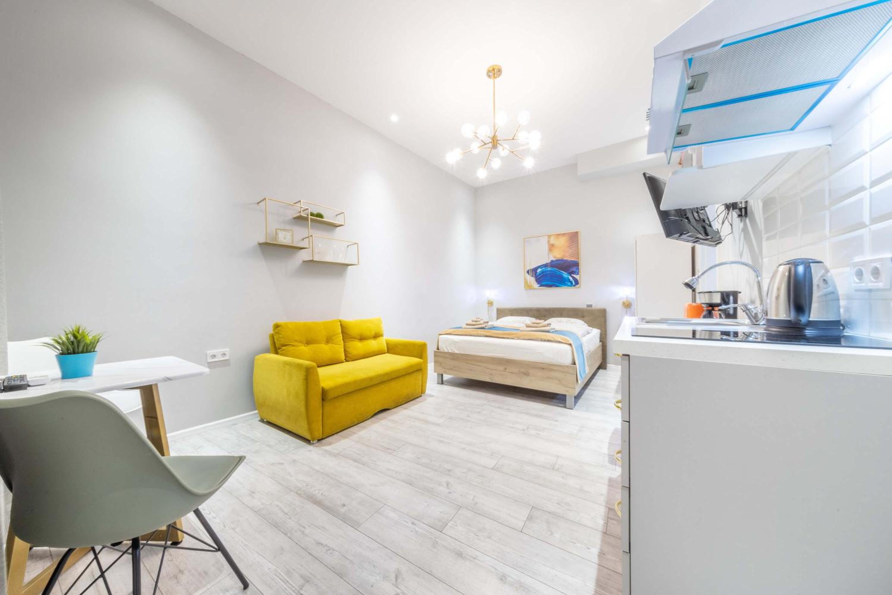 King Studio with Sofa Bed