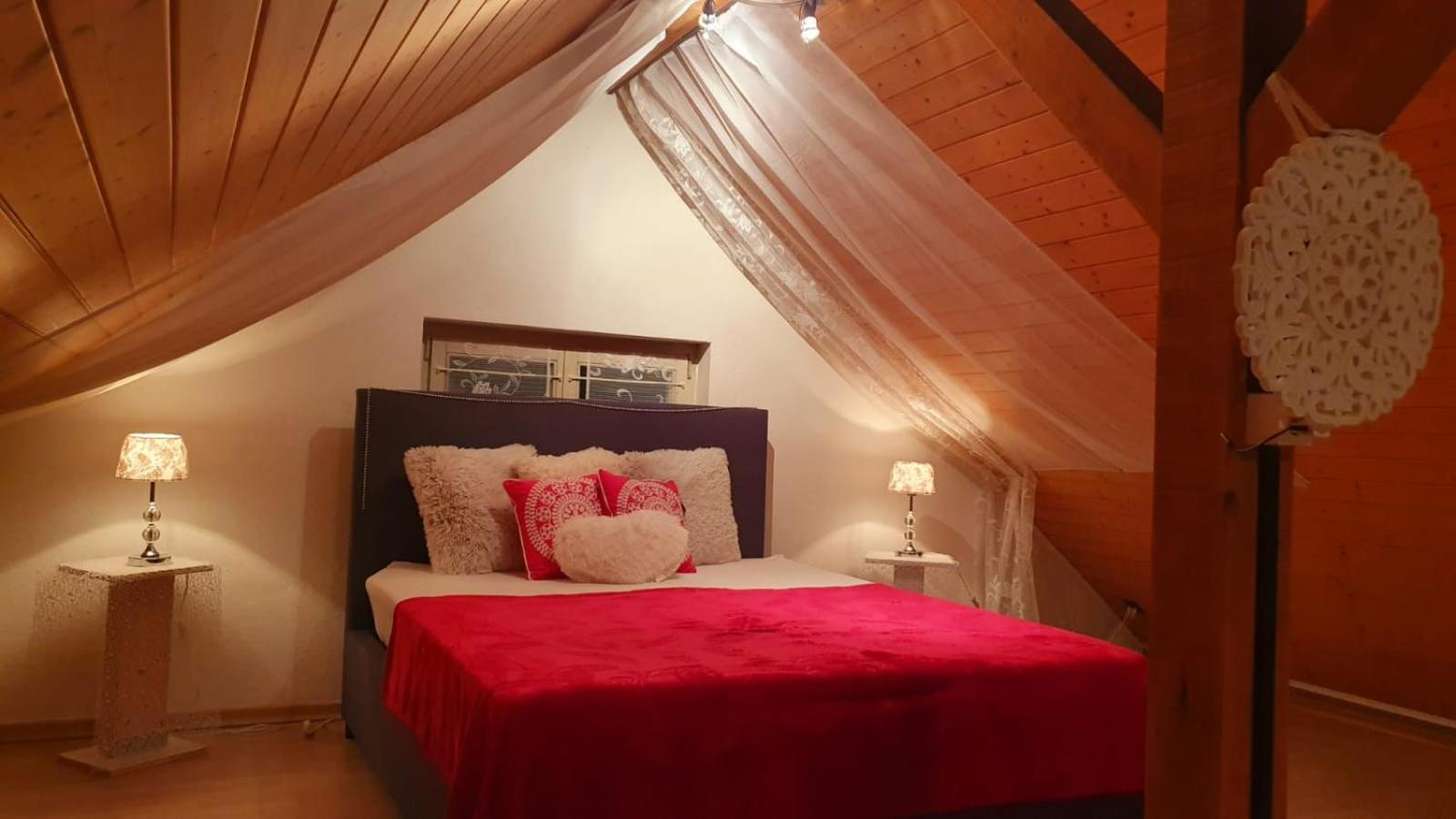 Deluxe Double Room with Balcony photo 1