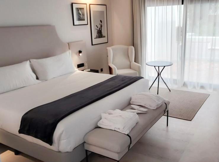 Suite Junior con Vista al Jardín