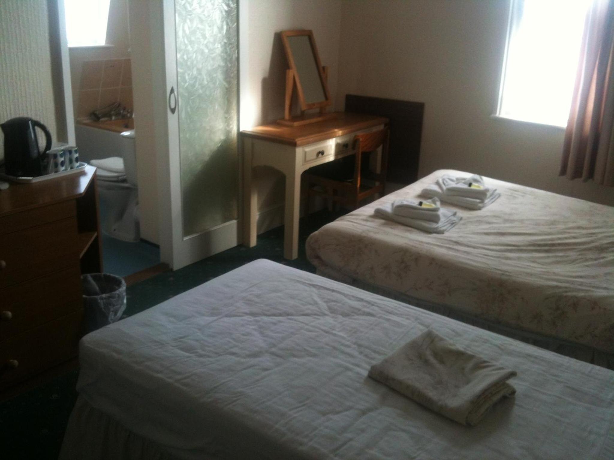 Family Room (2 Adults + 1 Child) photo 3
