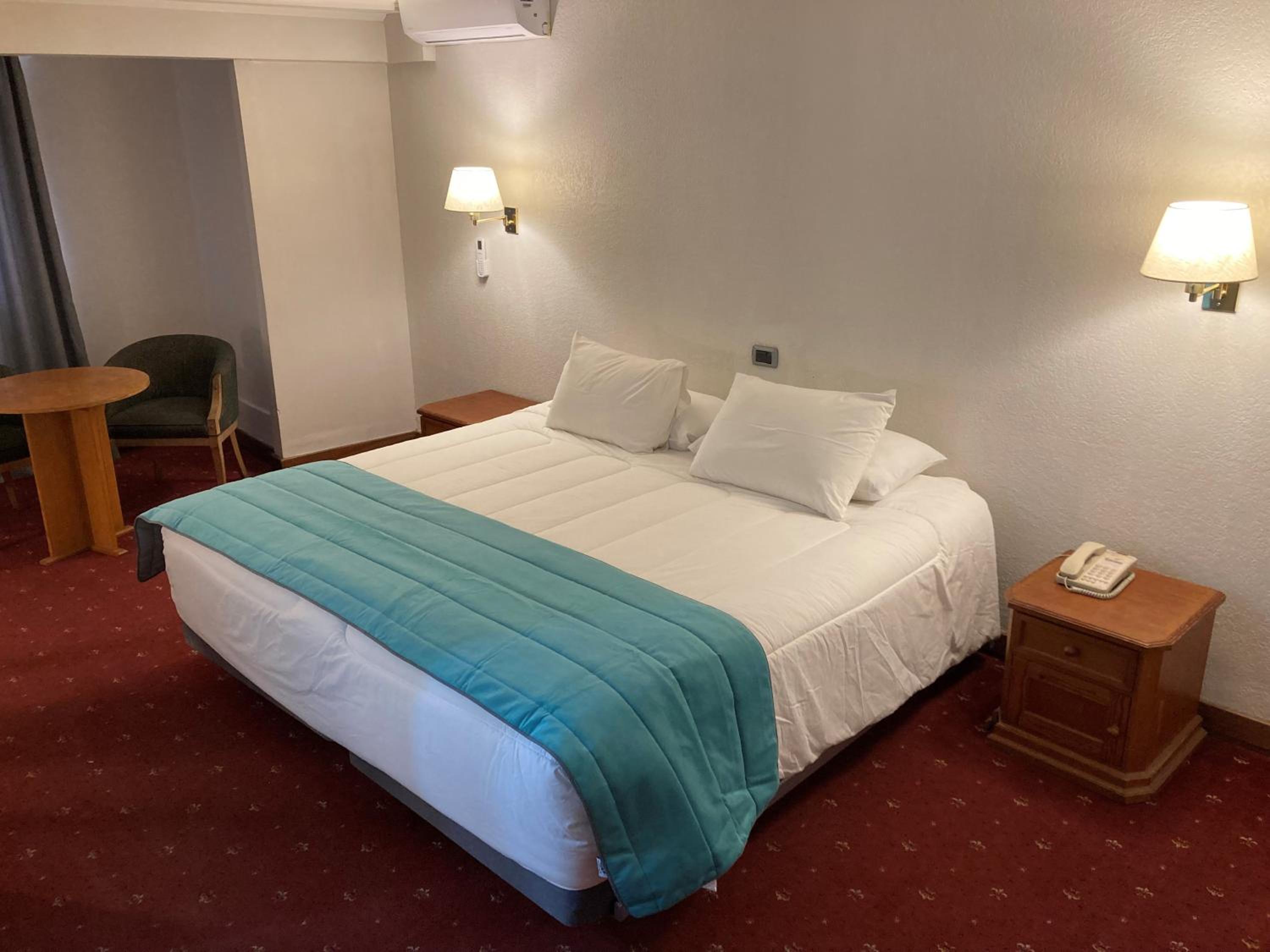 Superior King Room photo 1