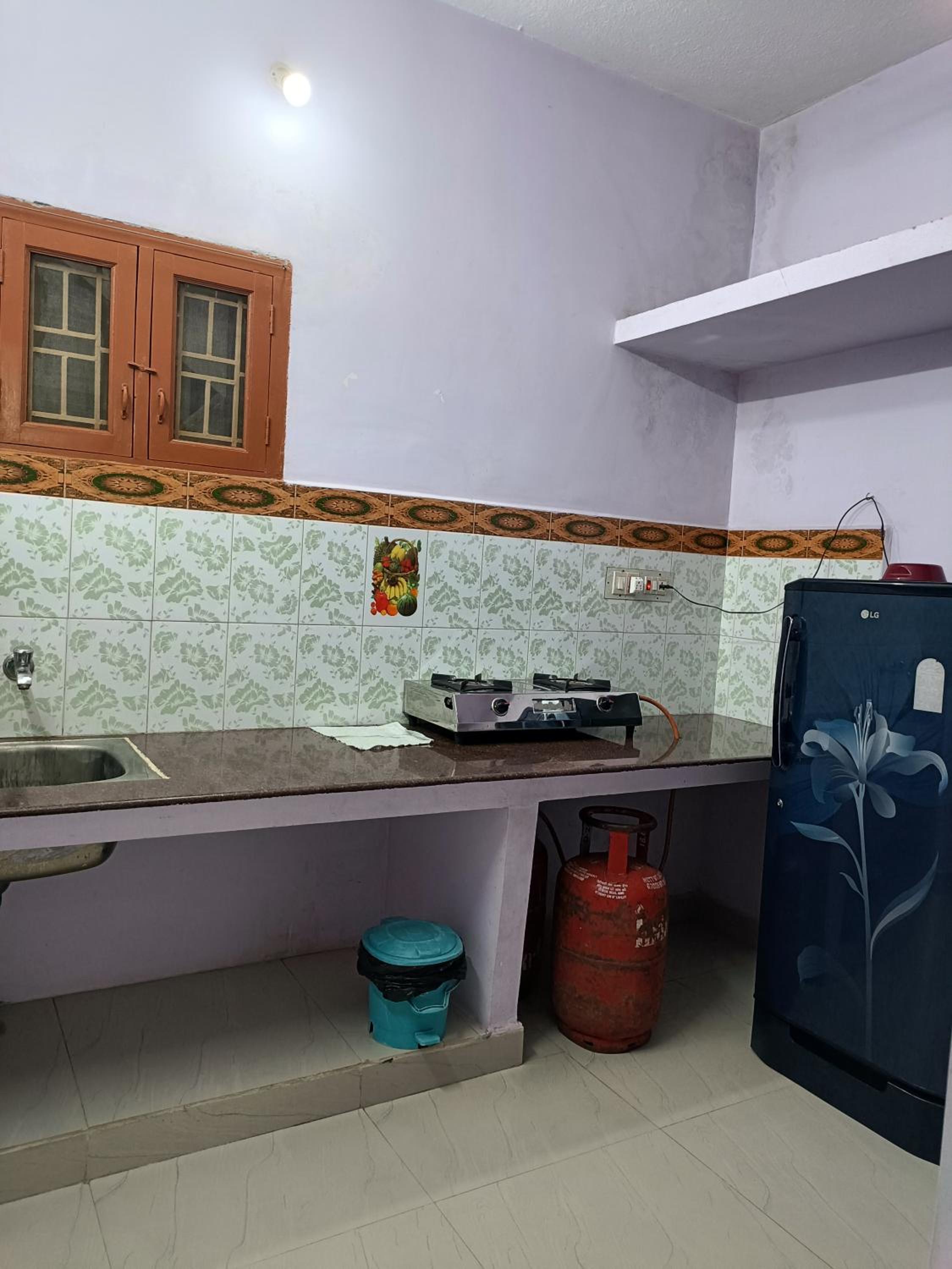 Two-Bedroom House photo 3