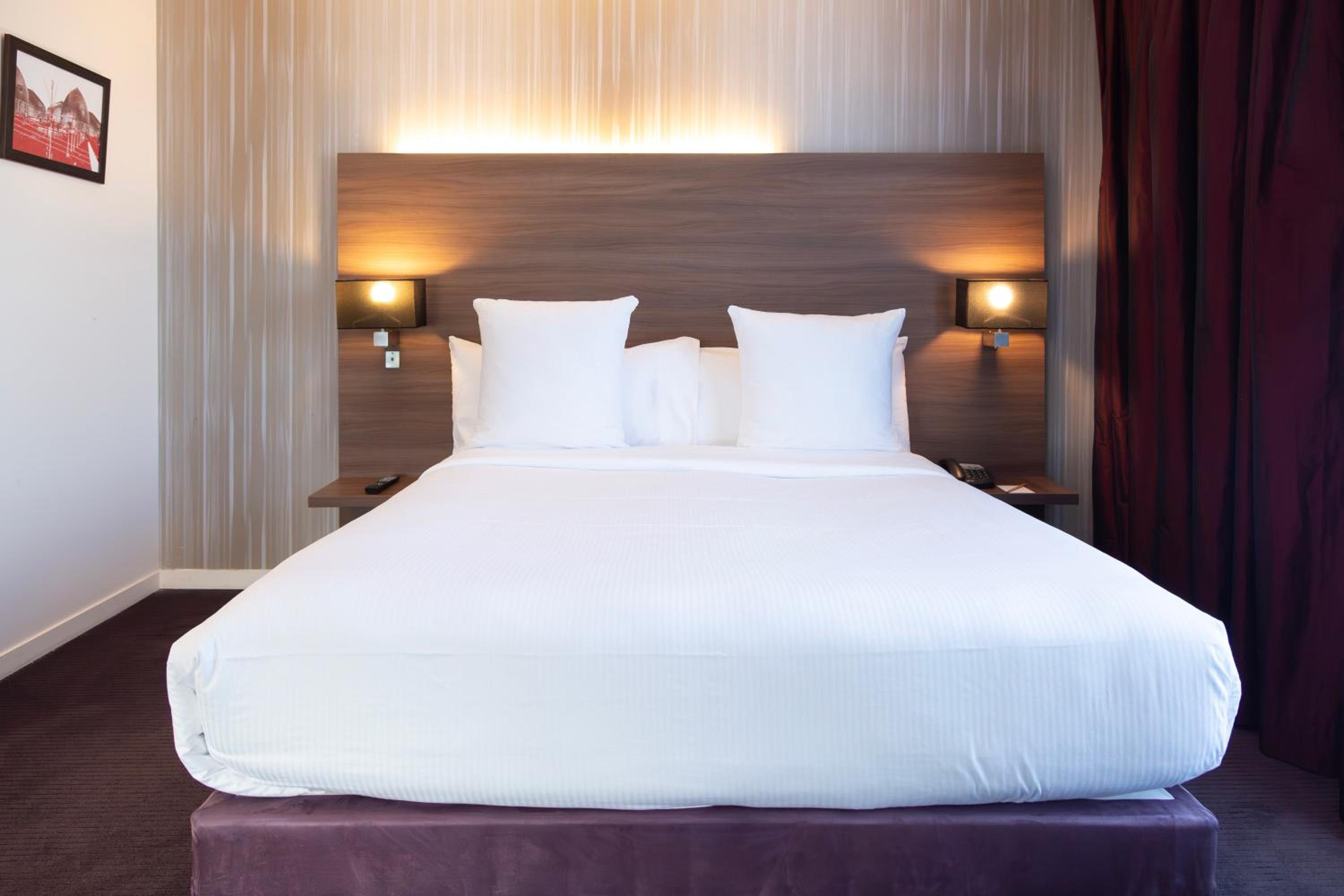 Executive Room with Spa Access - Photo 2