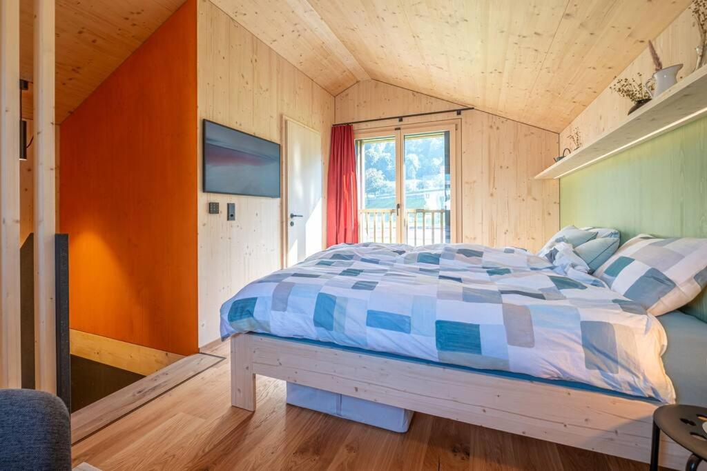 One-Bedroom House photo 1