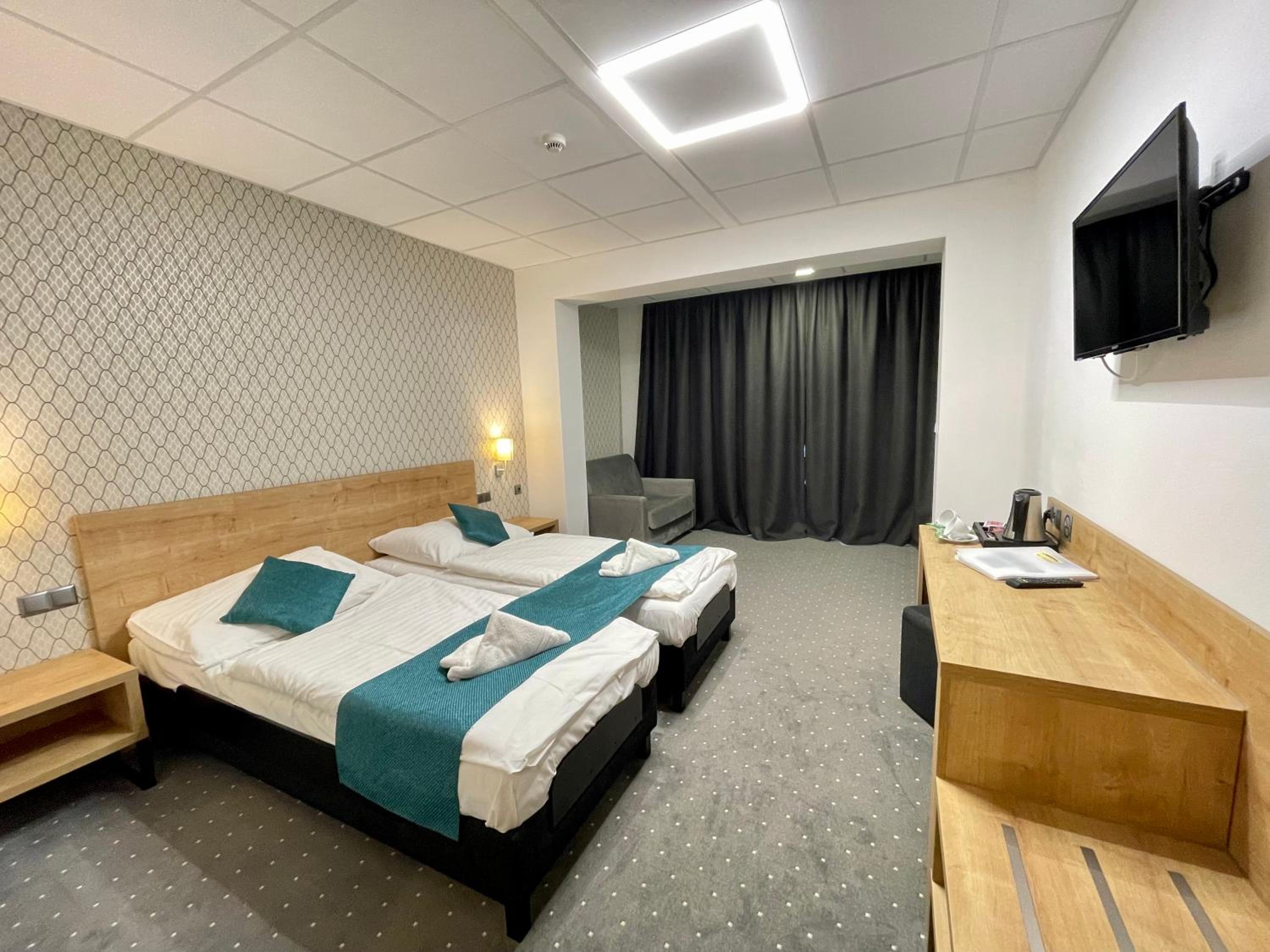 Triple Room with Terrace