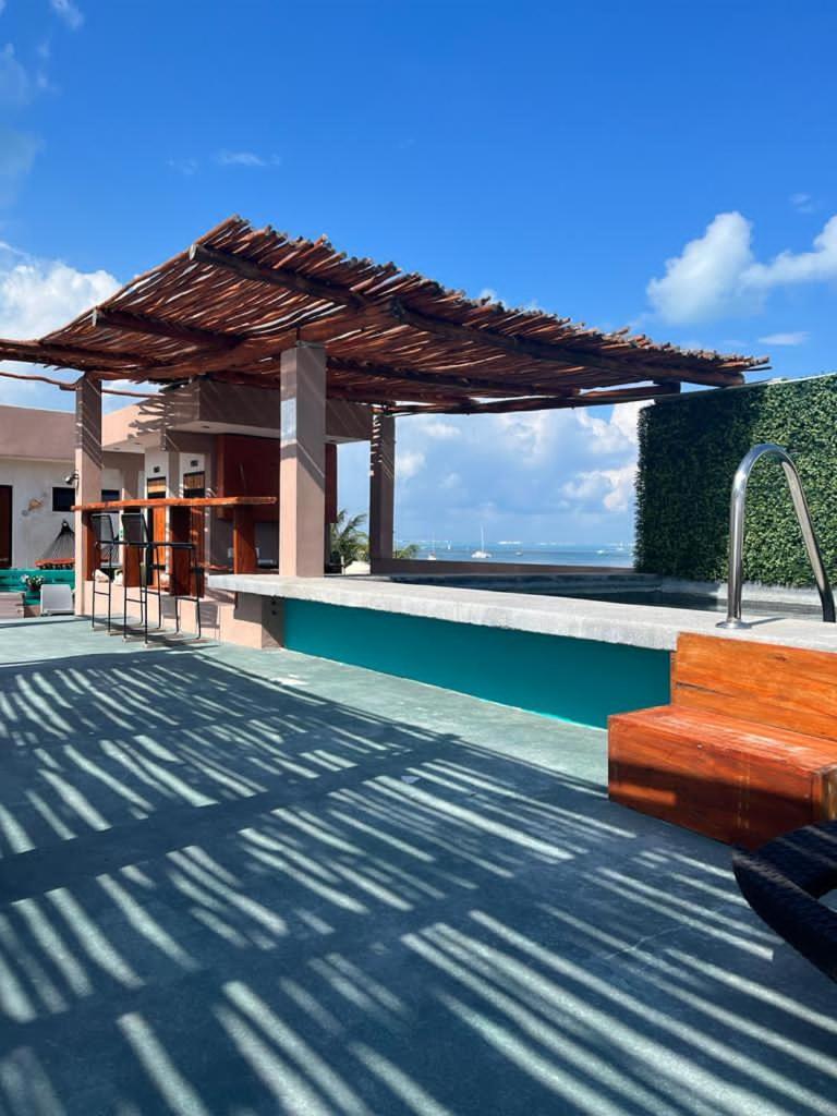 Apartment with Sea View - Photo 7