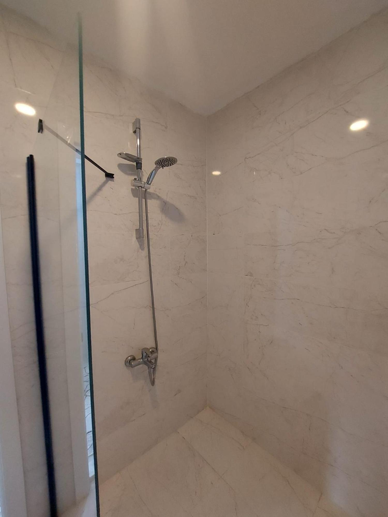 One-Bedroom Apartment - Photo 49